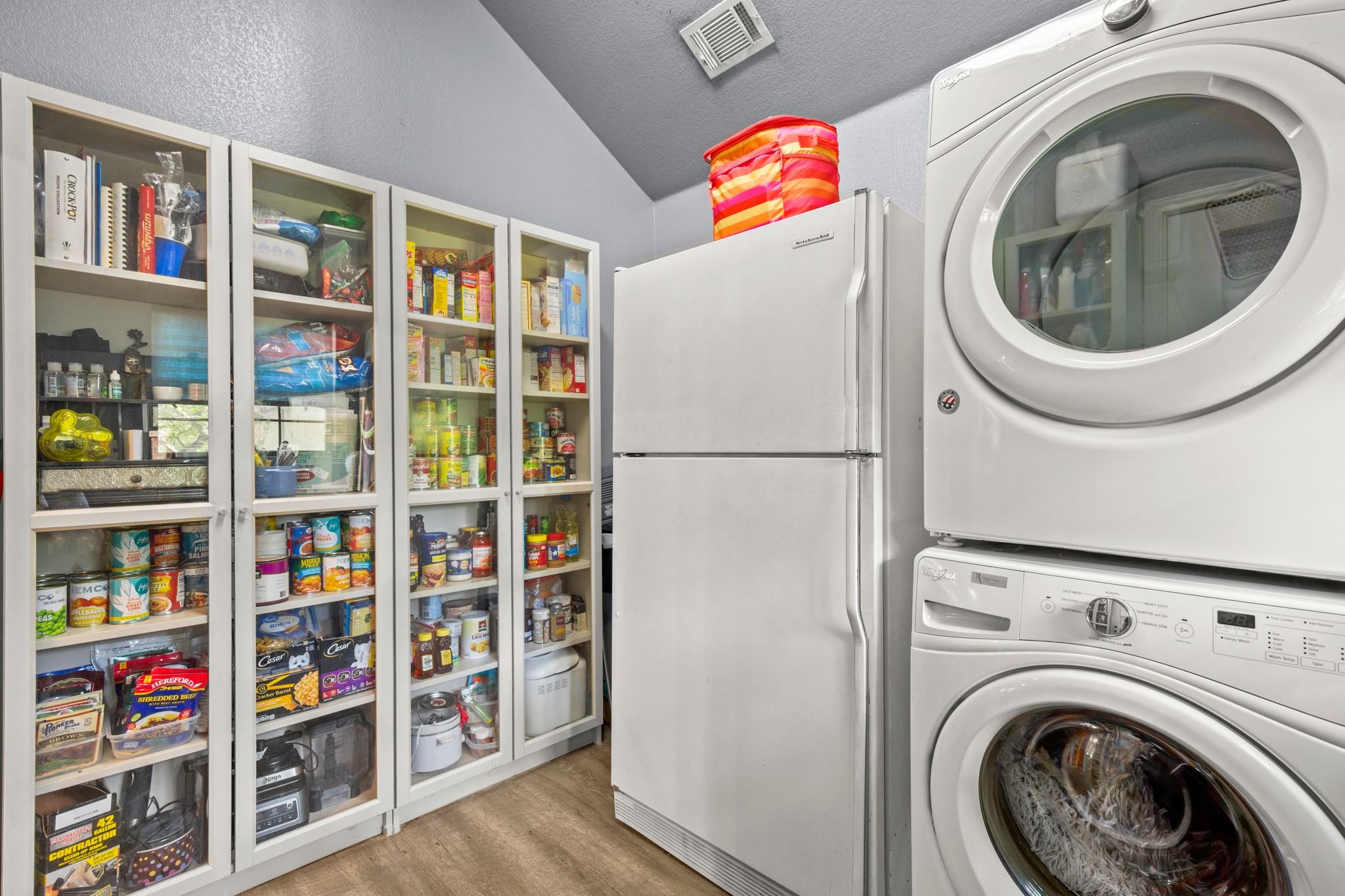 441 County Road 135, Hutto, TX 78634