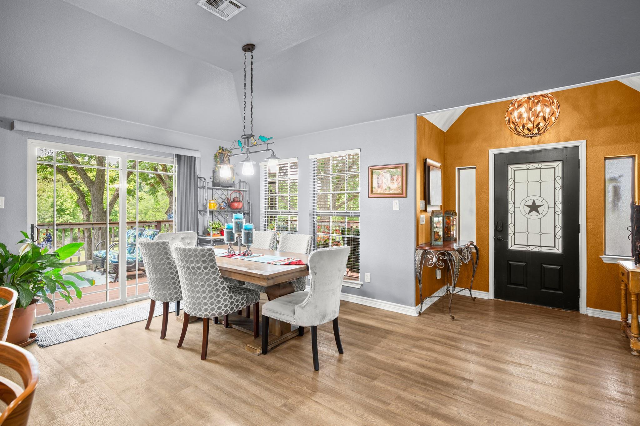 441 County Road 135, Hutto, TX 78634