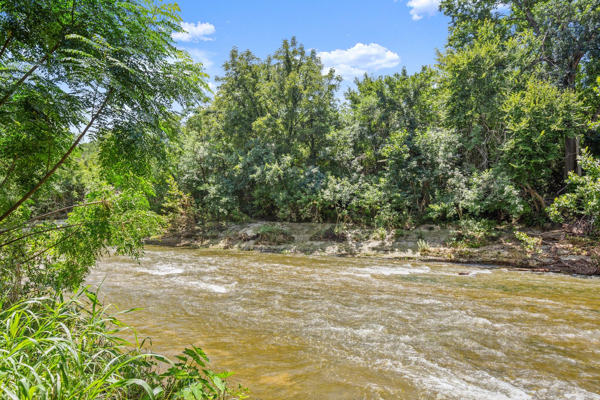 441 County Road 135, Hutto, TX 78634