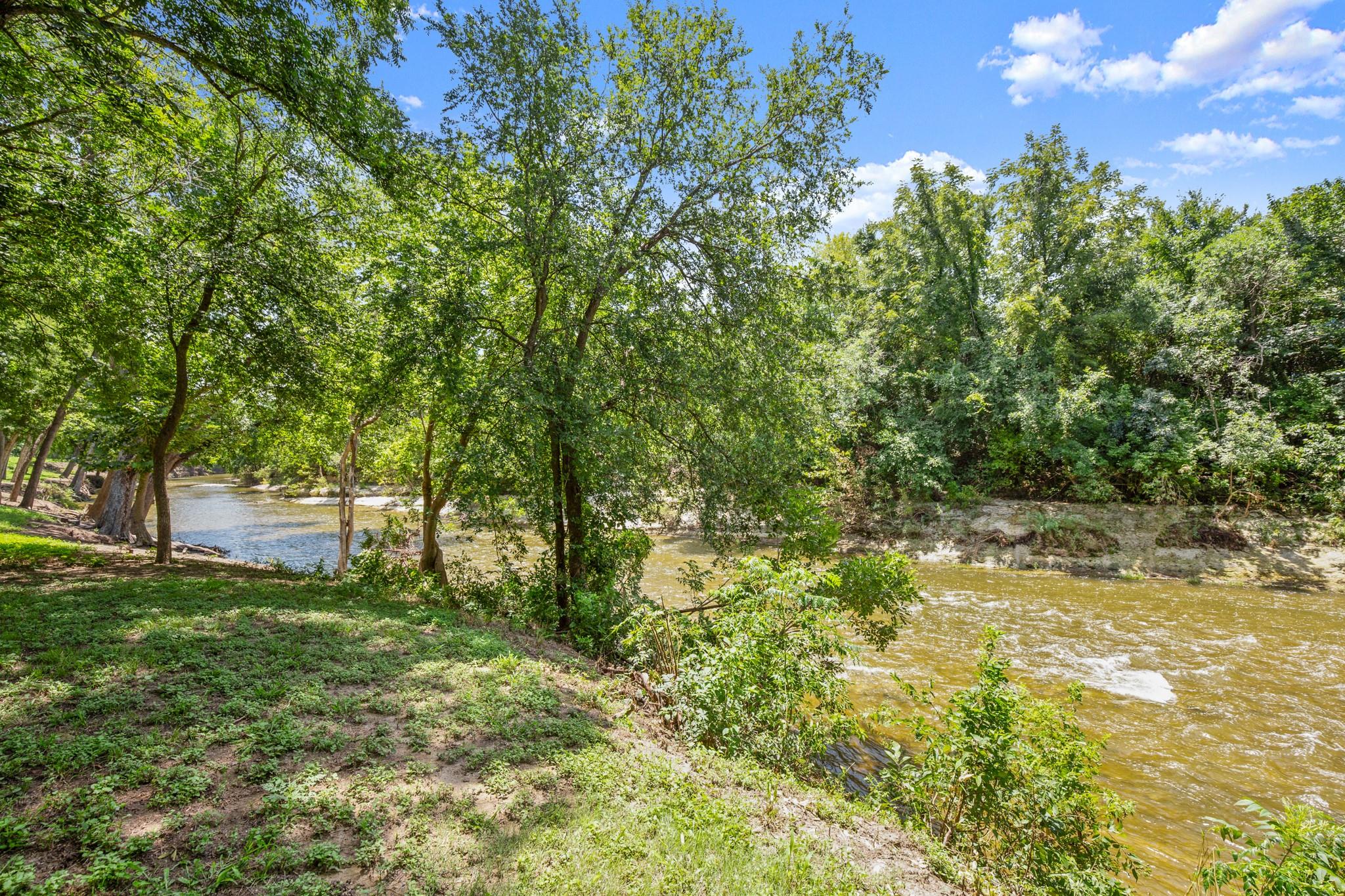 441 County Road 135, Hutto, TX 78634