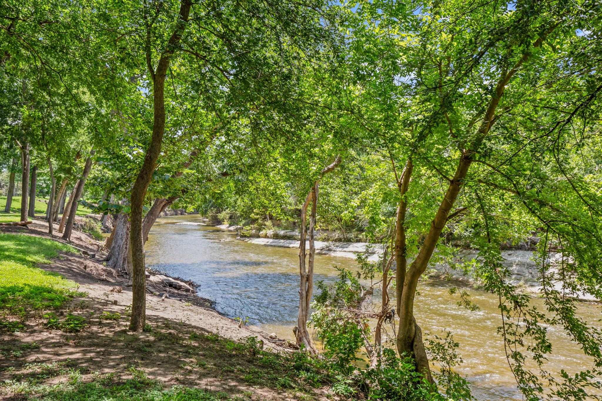 441 County Road 135, Hutto, TX 78634