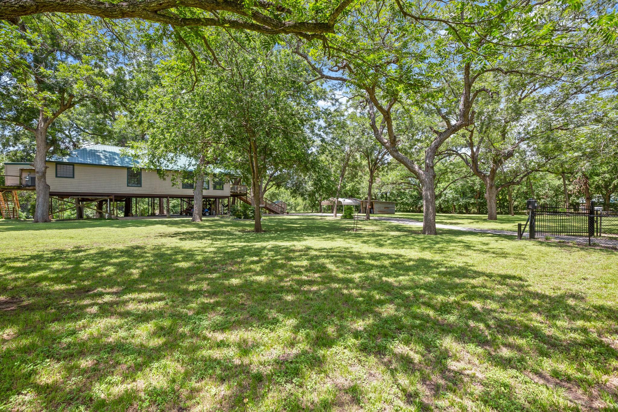 441 County Road 135, Hutto, TX 78634