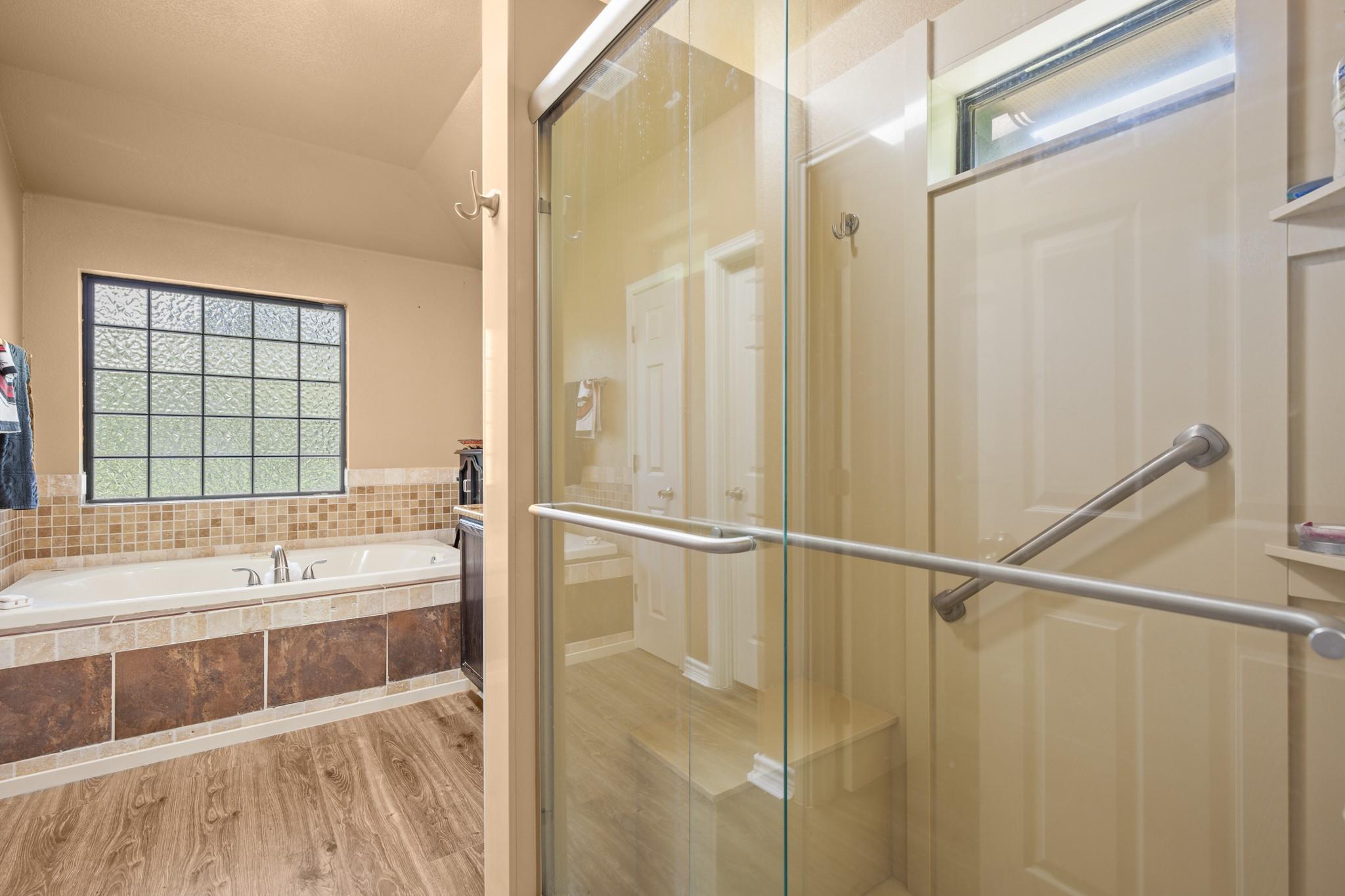 441 County Road 135, Hutto, TX 78634