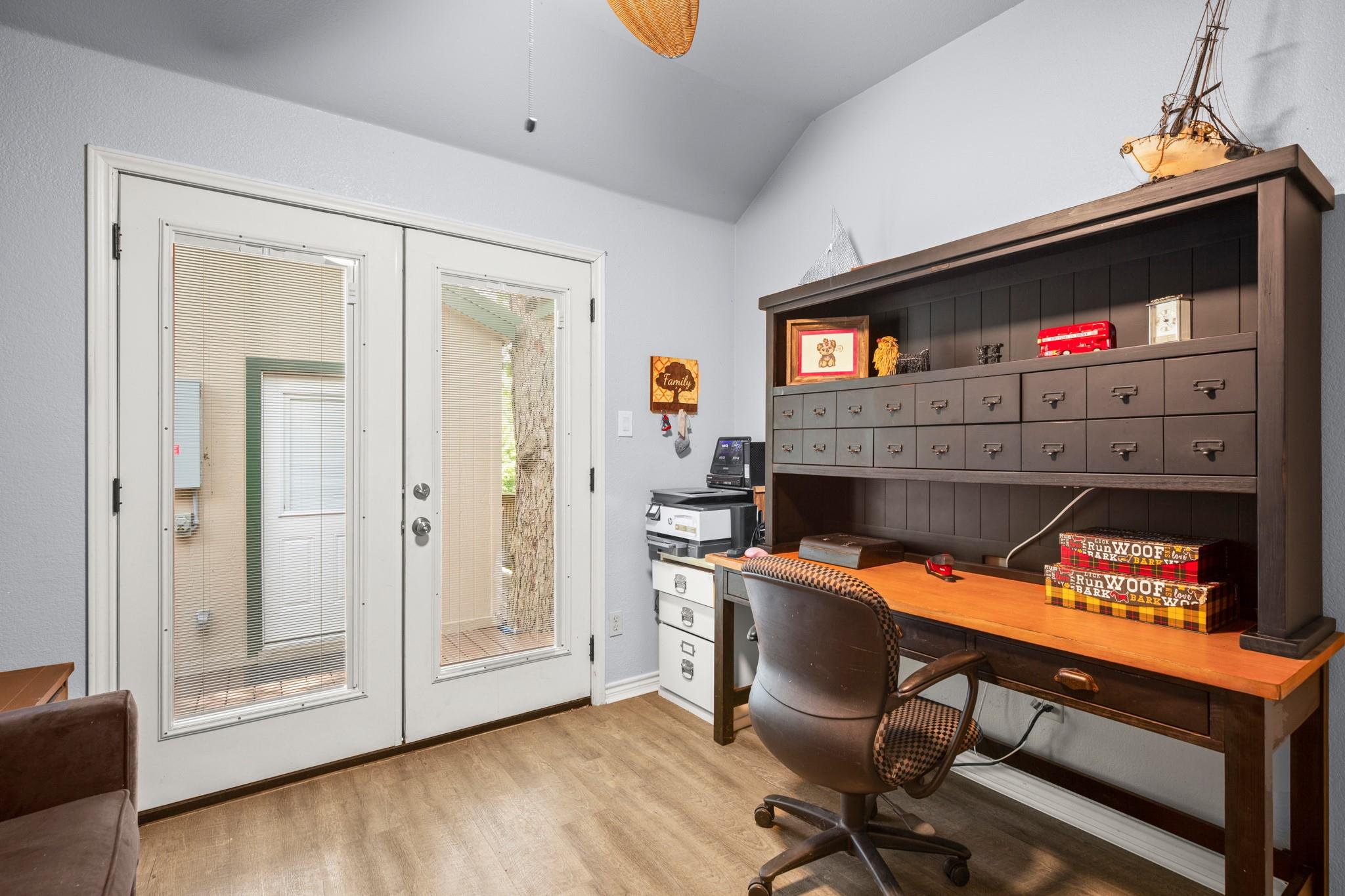 441 County Road 135, Hutto, TX 78634