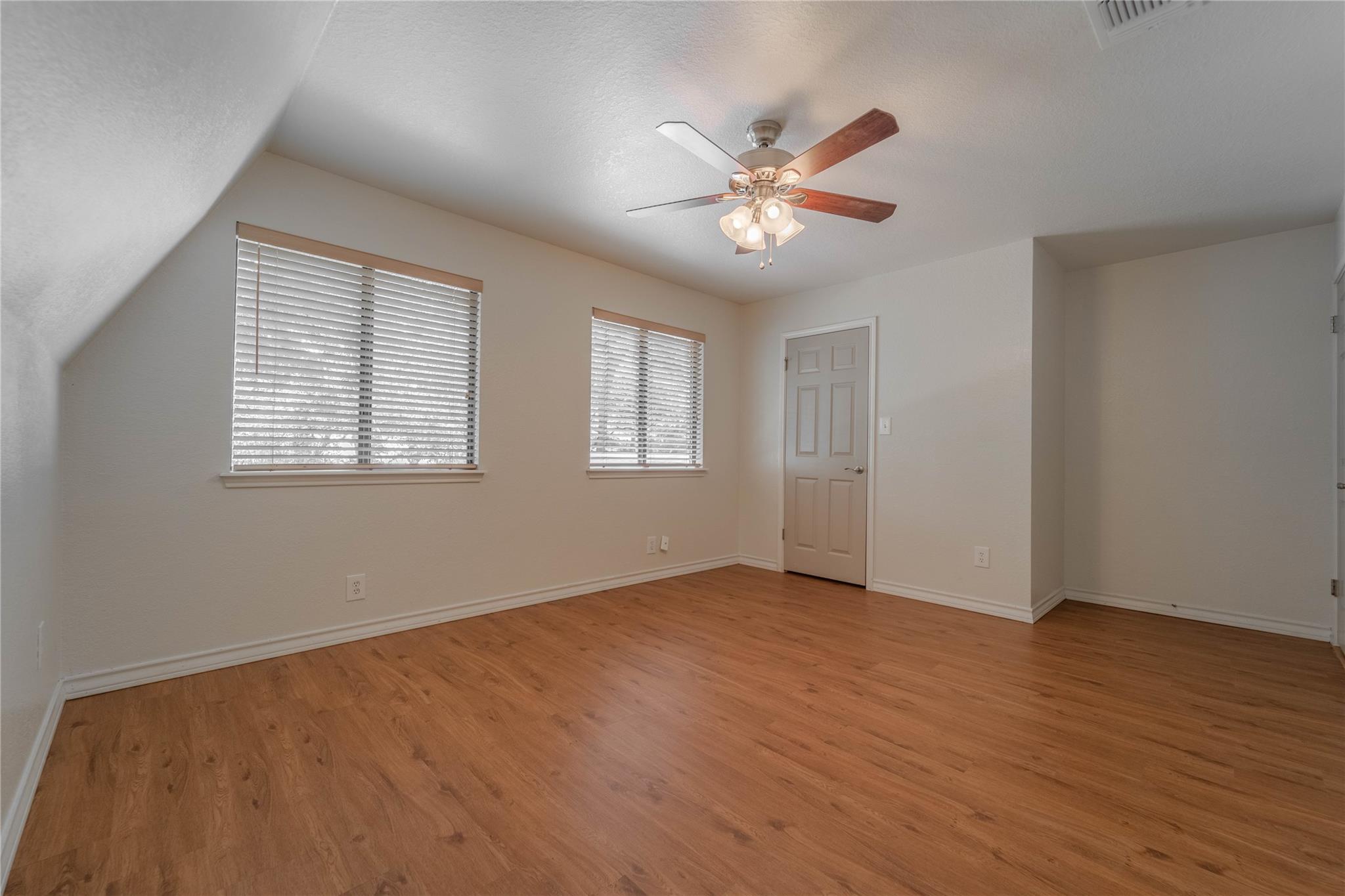 11811 ARABIAN Trl, Austin, TX 78759