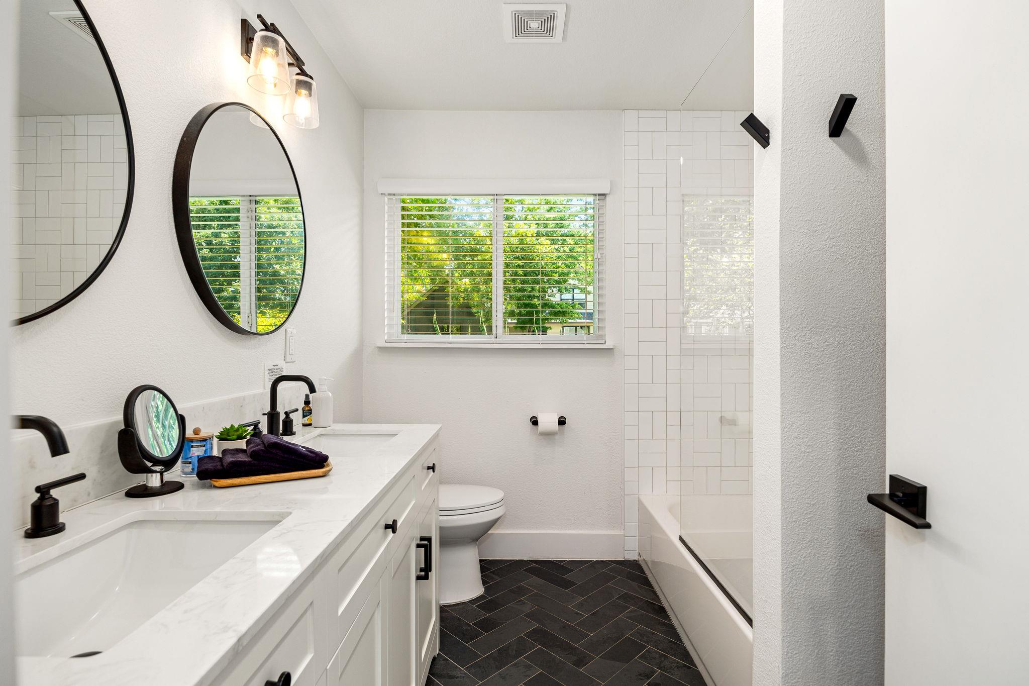2701 Friar Tuck Ln, Austin, TX 78704