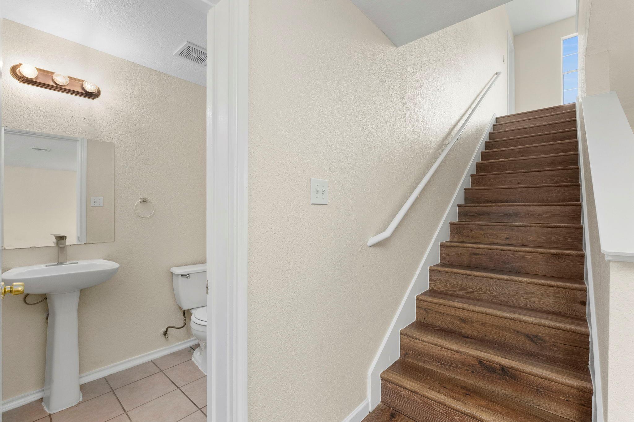 671 Northwest Crossing Dr, New Braunfels, TX 78130
