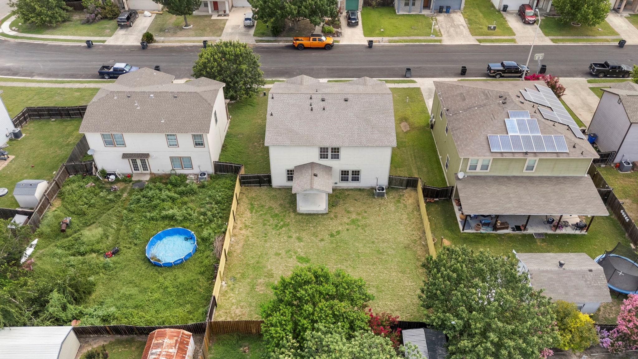 671 Northwest Crossing Dr, New Braunfels, TX 78130