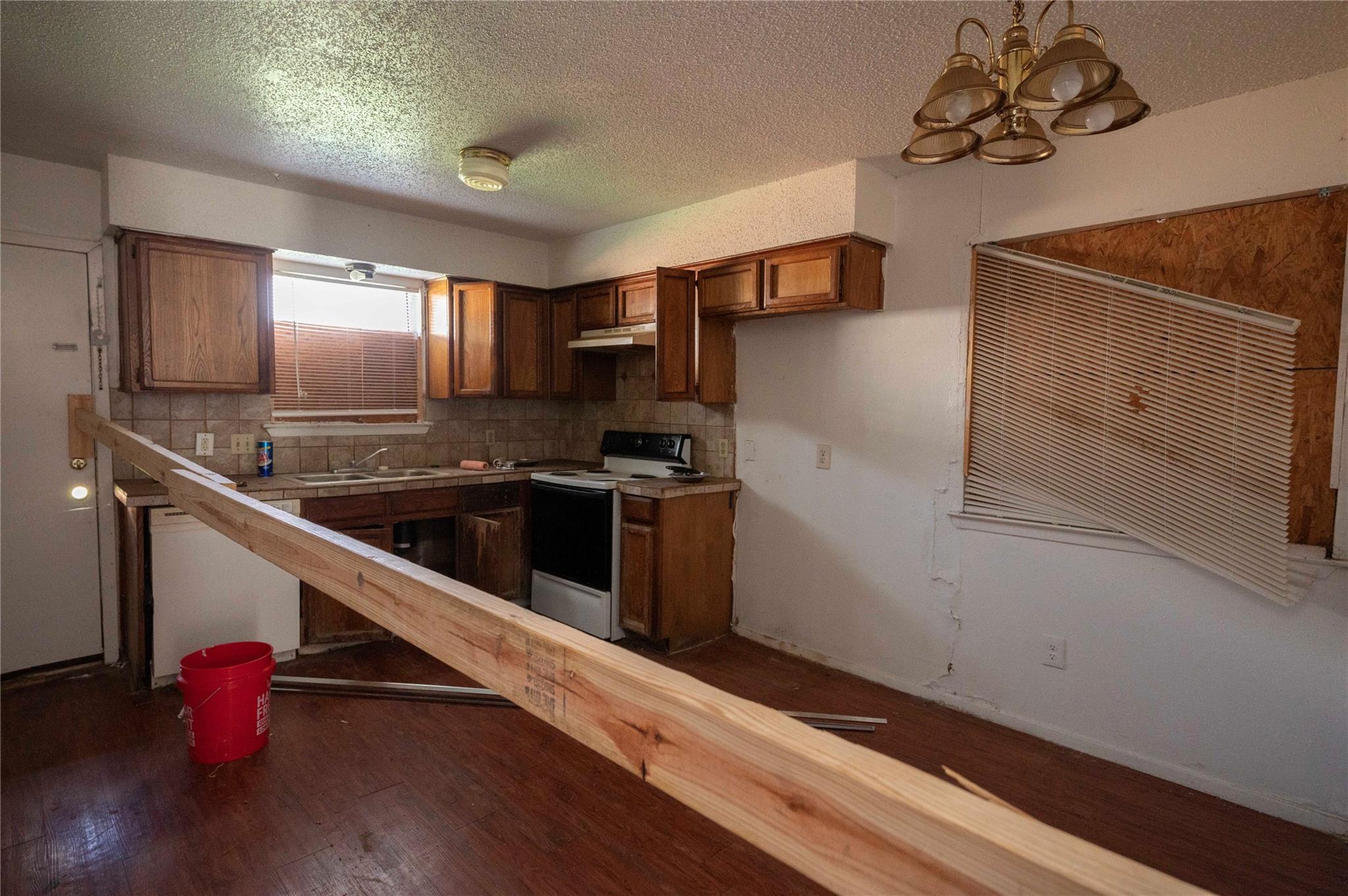 8410 Garcreek Cir, Austin, TX 78724