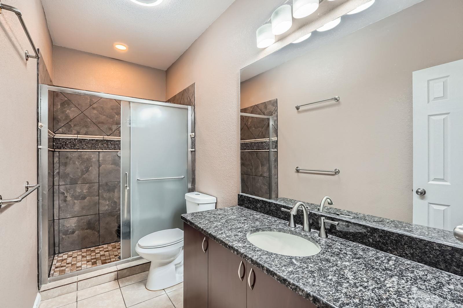 195 Heritage Oaks Dr, Cedar Creek, TX 78612