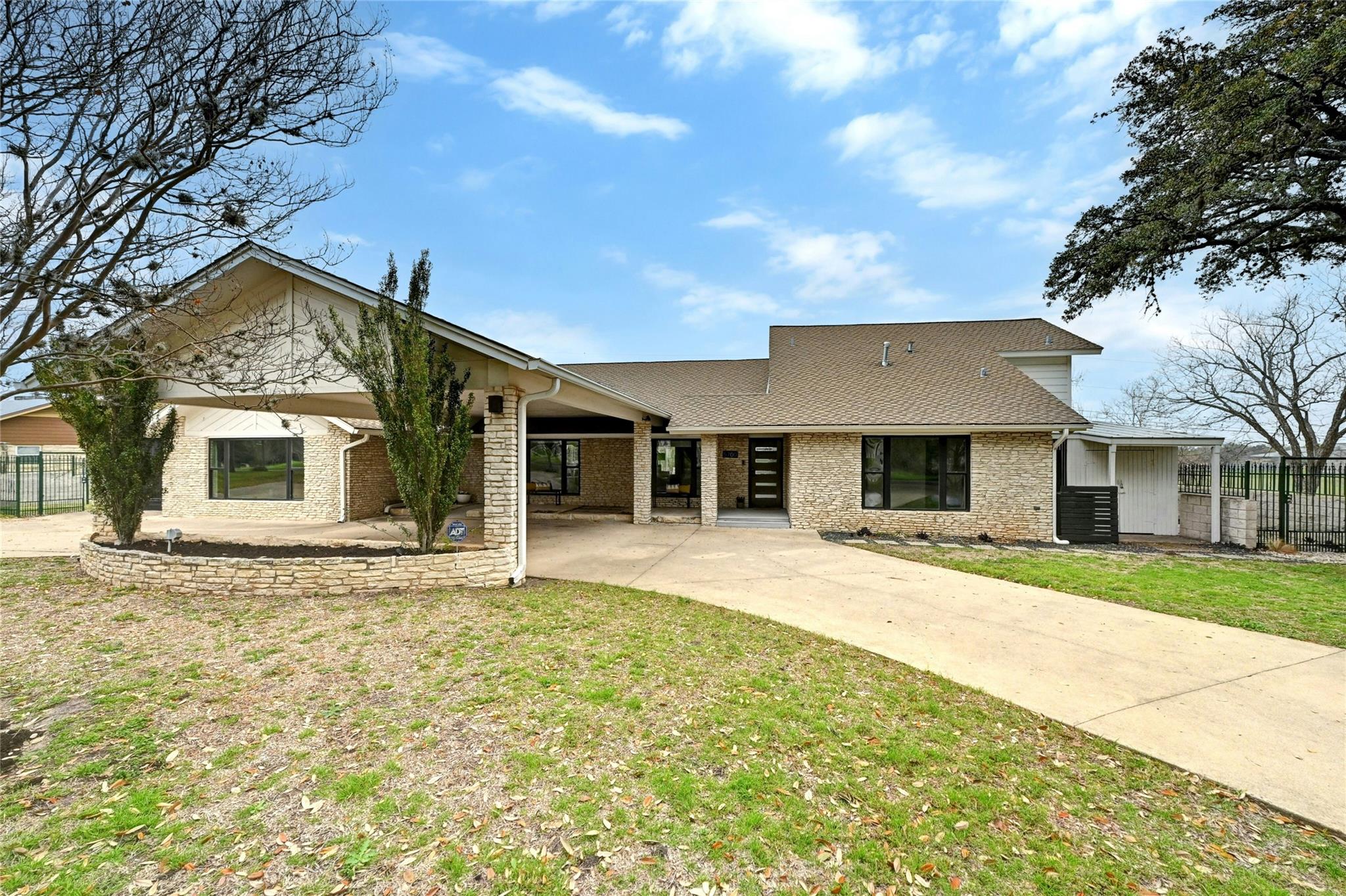 5700 Penick Dr, Austin, TX 78741