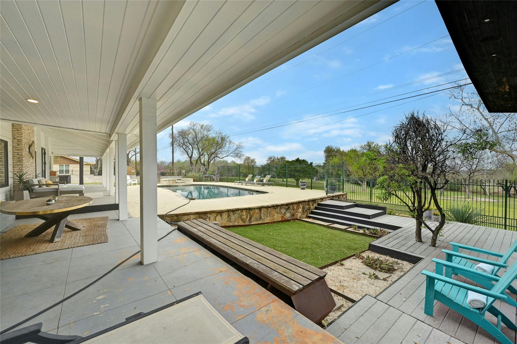 5700 Penick Dr, Austin, TX 78741