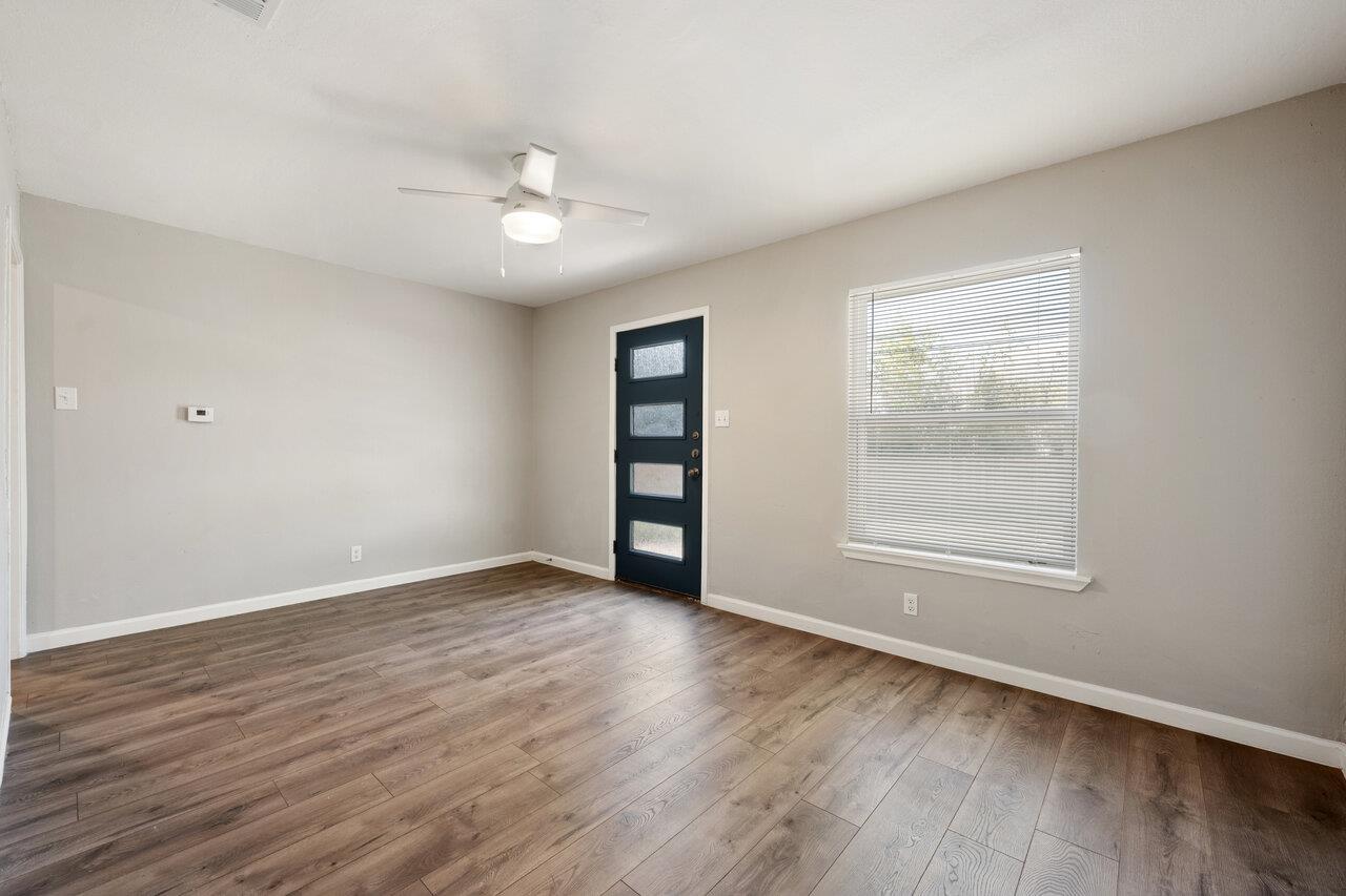 2303 Metcalfe Rd # A, Austin, TX 78741