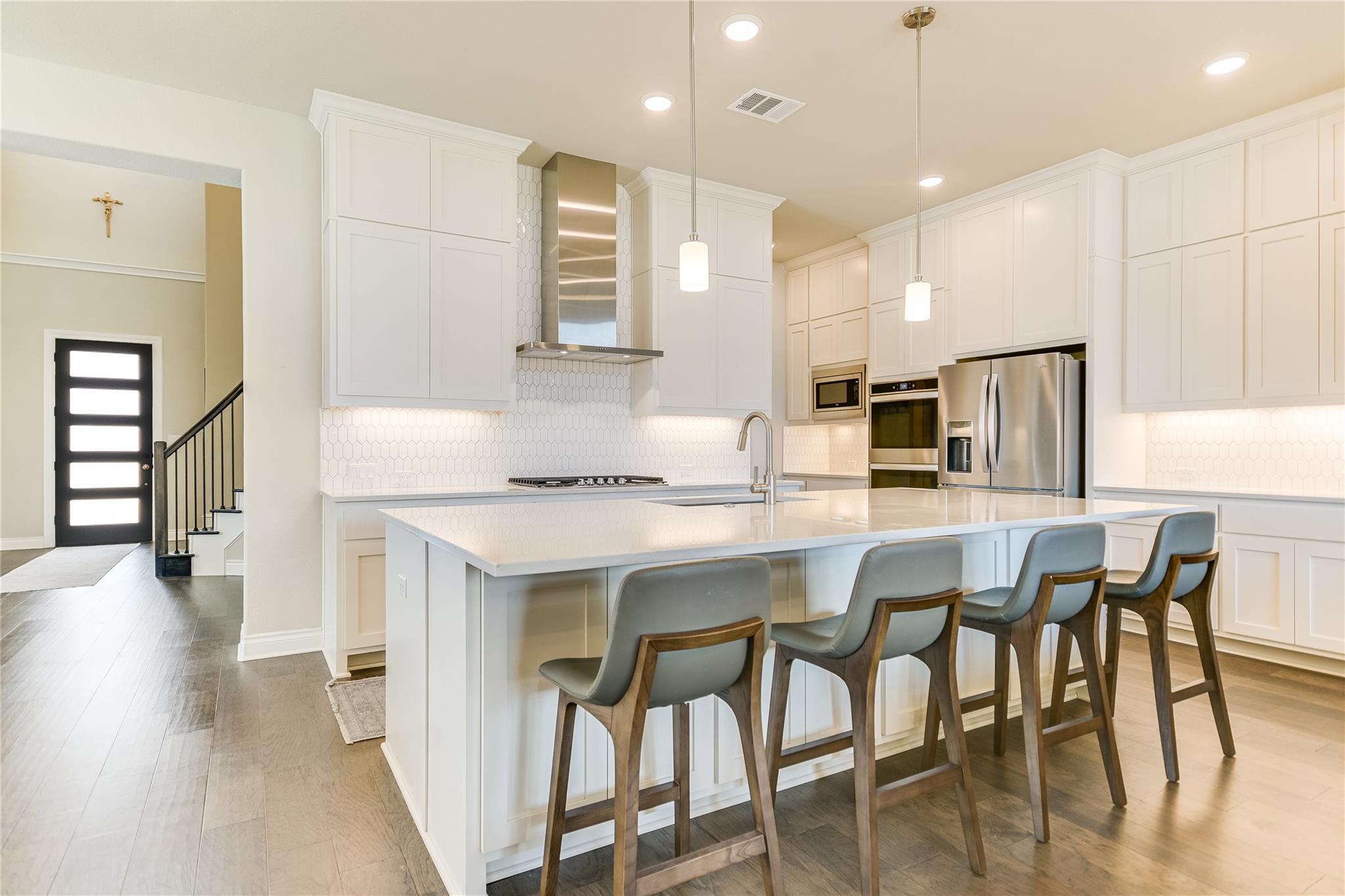 1533 Jay Wolf Dr, Georgetown, TX 78628