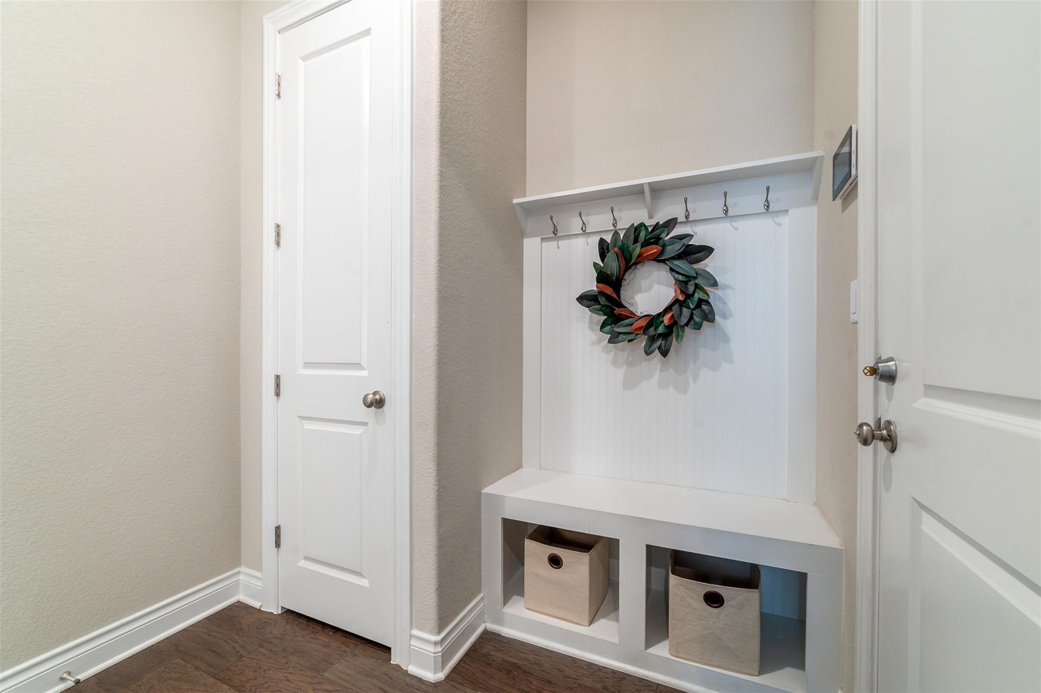 1533 Jay Wolf Dr, Georgetown, TX 78628