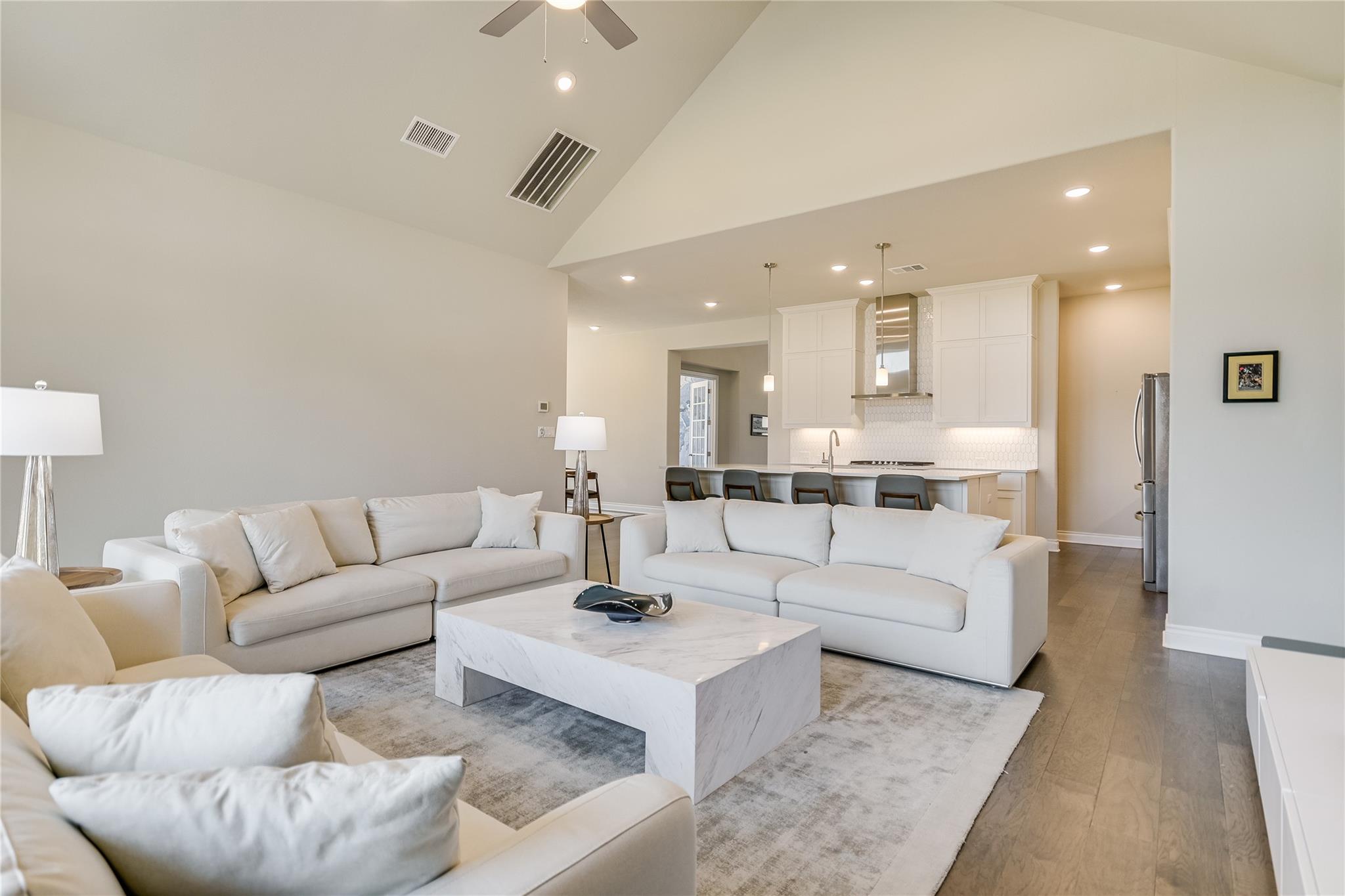 1533 Jay Wolf Dr, Georgetown, TX 78628