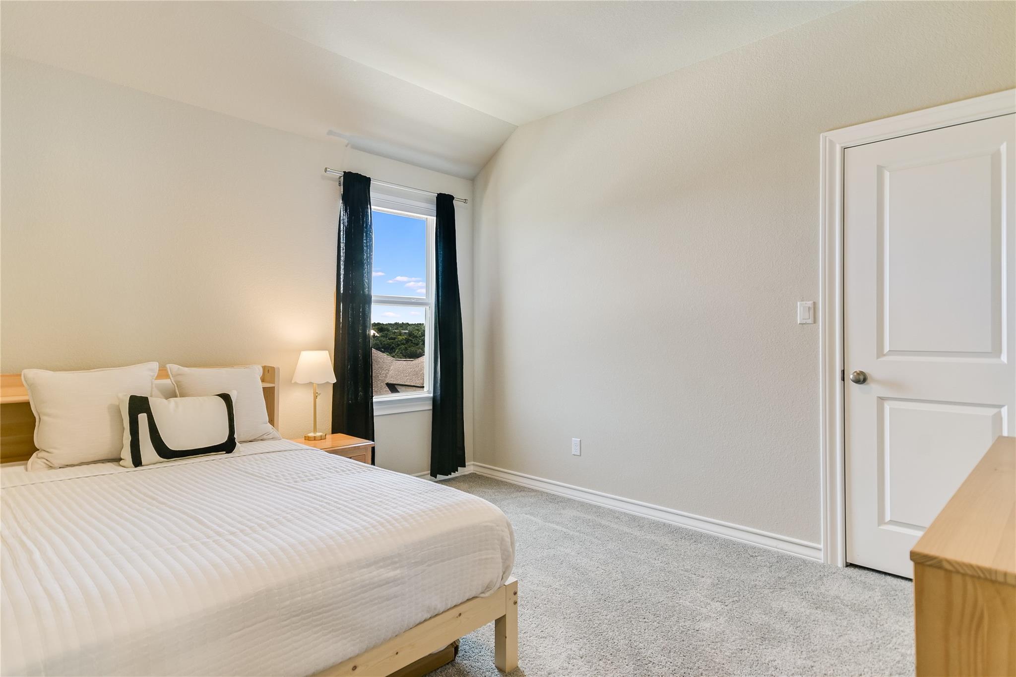 1533 Jay Wolf Dr, Georgetown, TX 78628