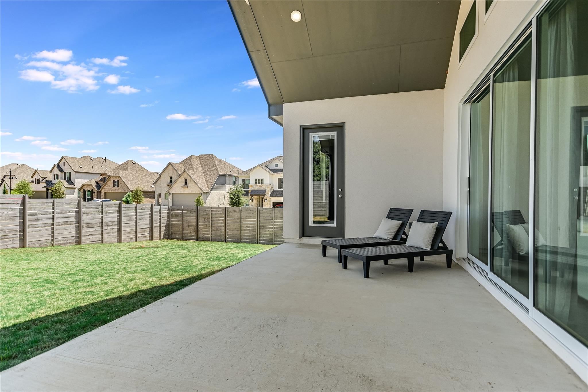 1533 Jay Wolf Dr, Georgetown, TX 78628