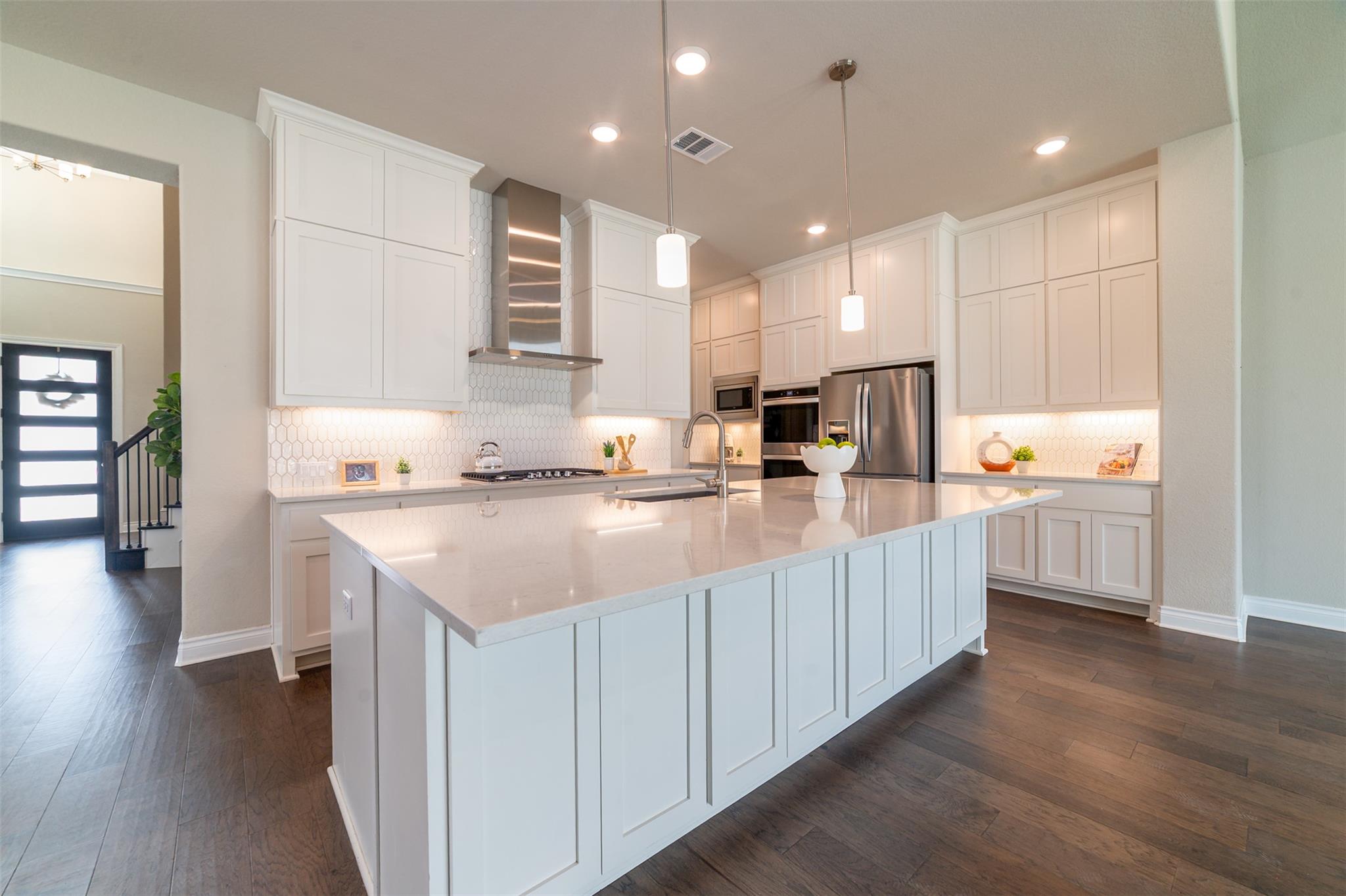 1533 Jay Wolf Dr, Georgetown, TX 78628