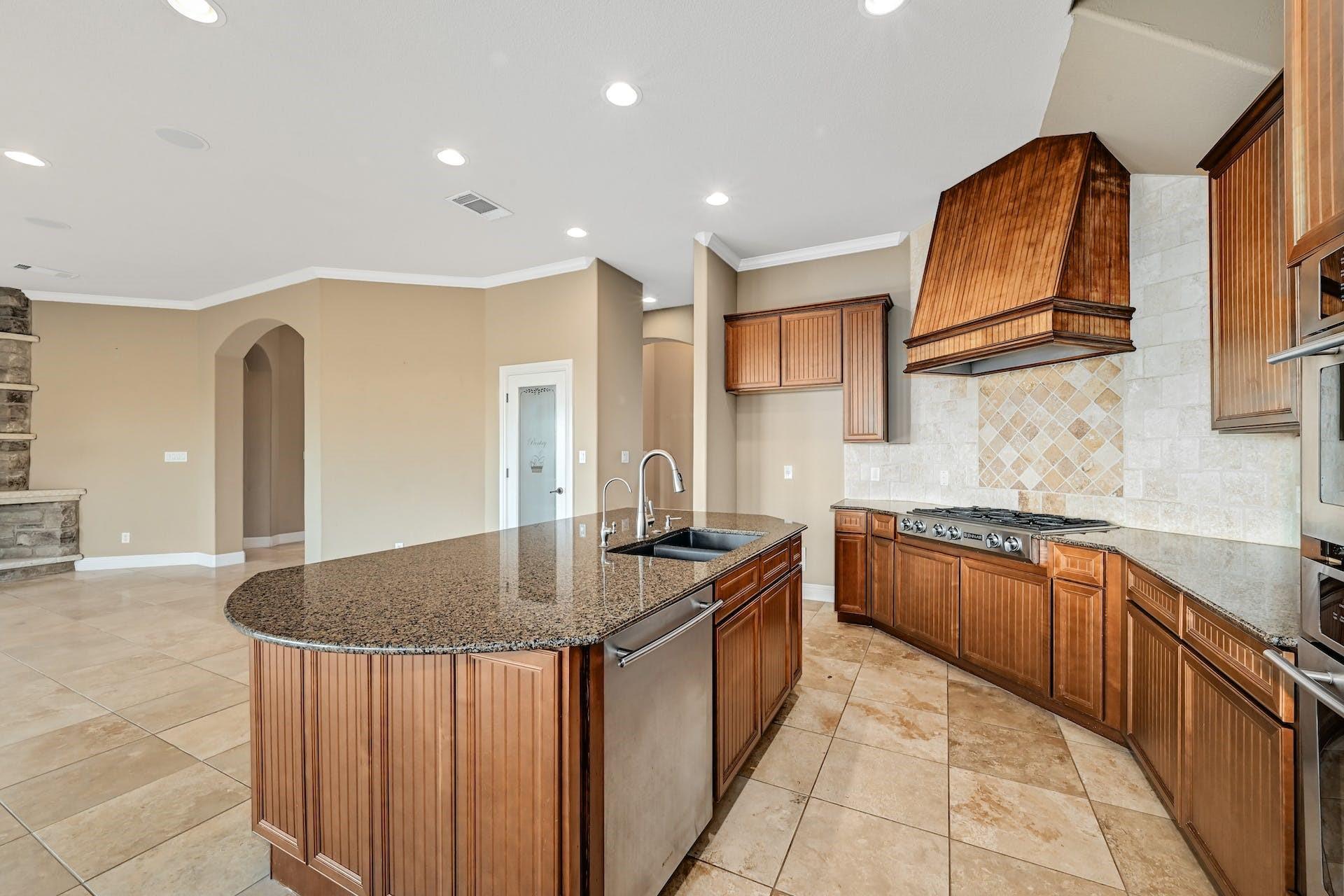 1609 Osprey Ridge Loop, Lago Vista, TX 78645