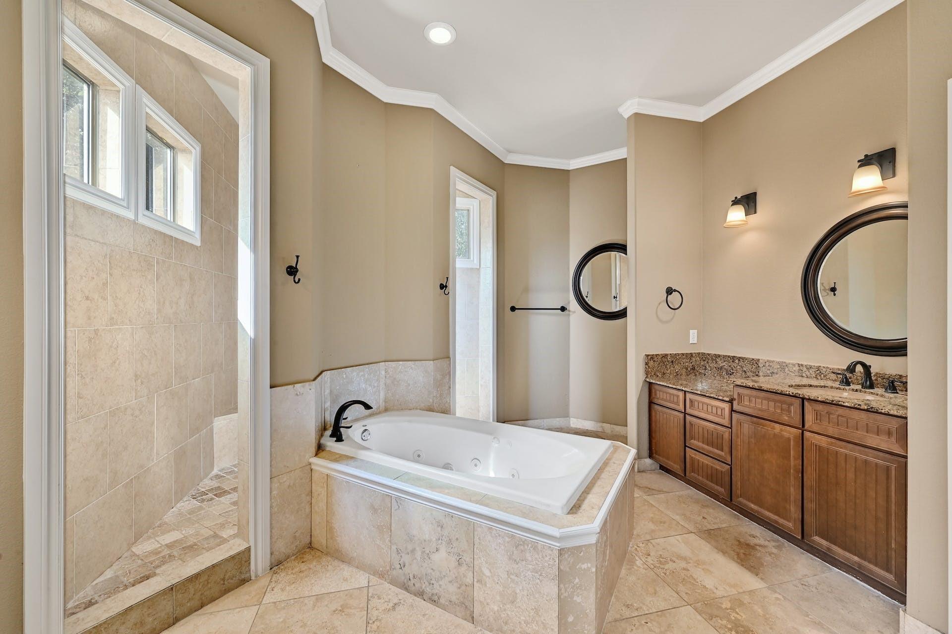 1609 Osprey Ridge Loop, Lago Vista, TX 78645
