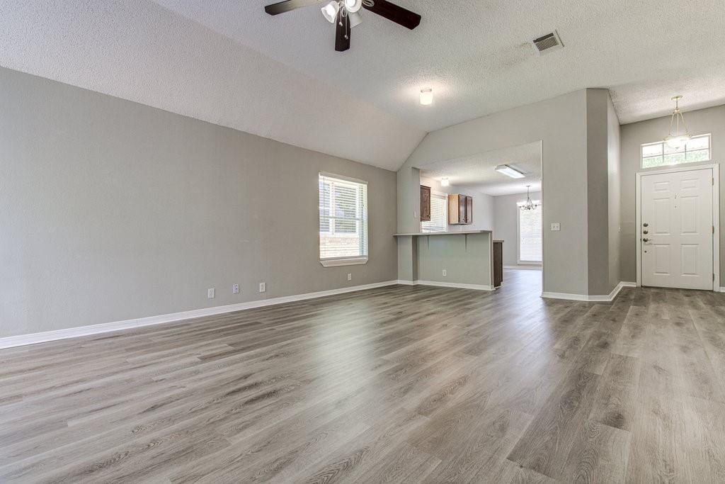 16900 Simsbrook Dr, Pflugerville, TX 78660