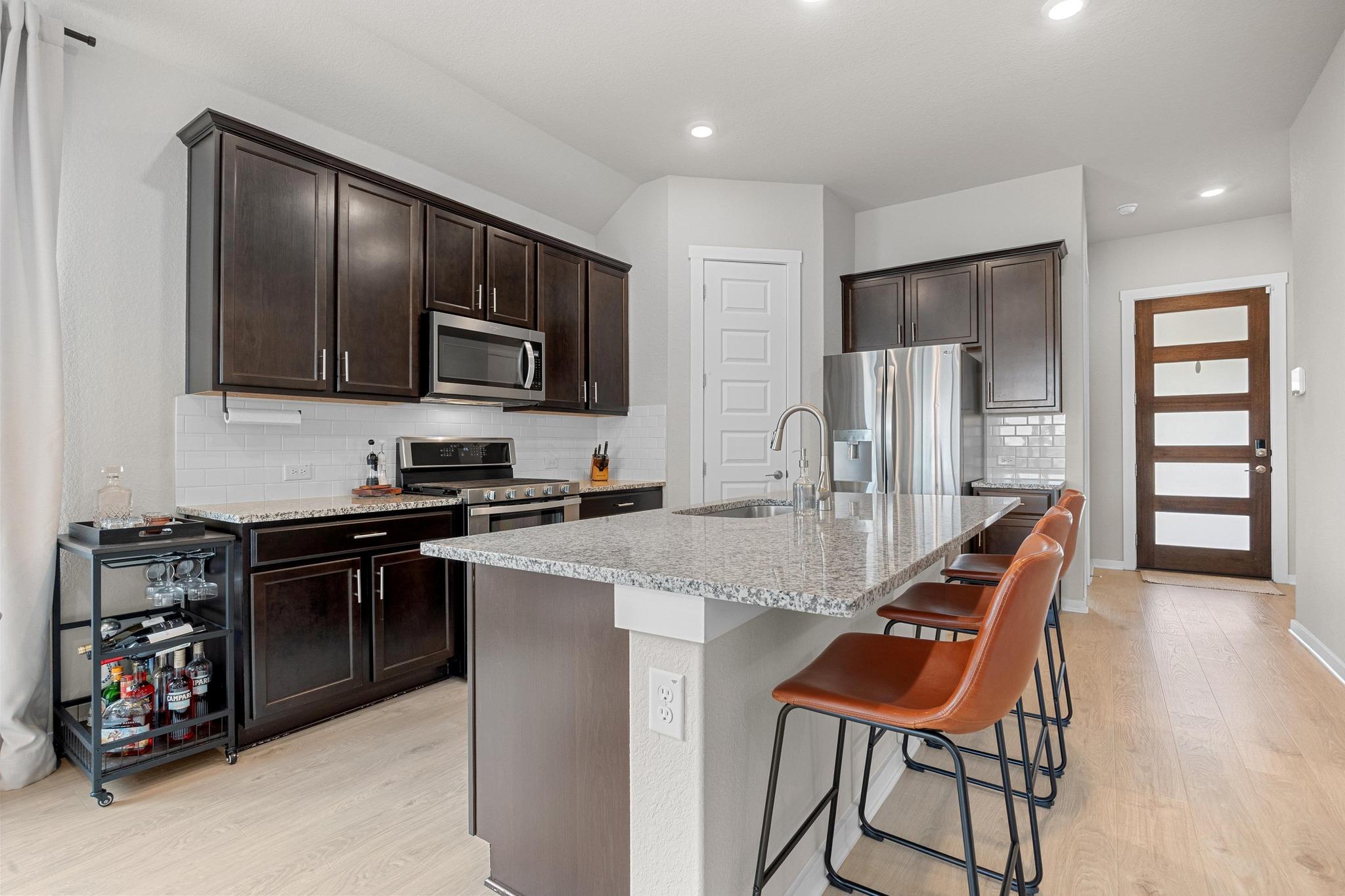 2124 Rosin Jaw Walk, Leander, TX 78641