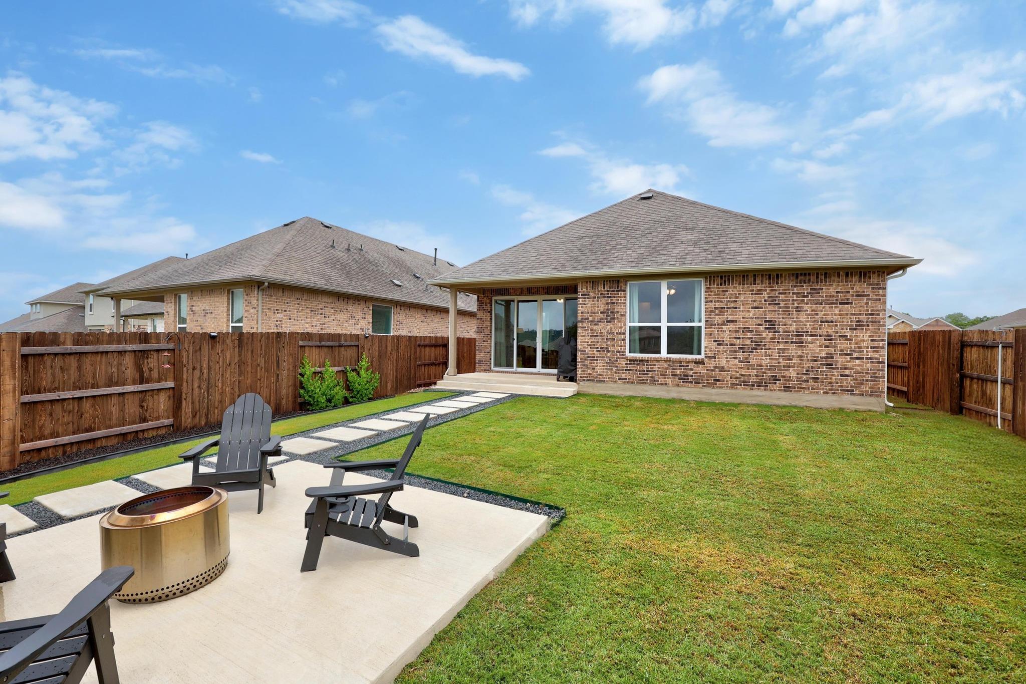2124 Rosin Jaw Walk, Leander, TX 78641