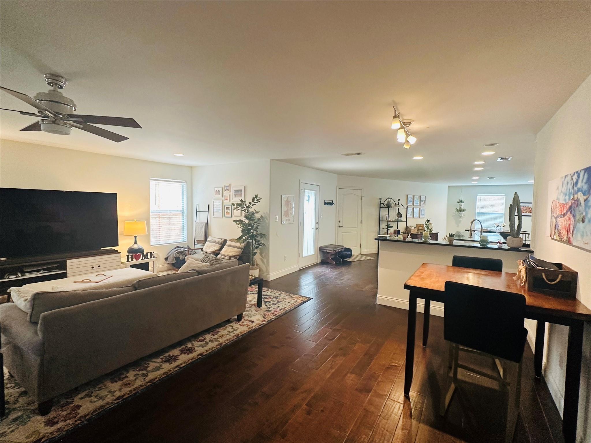 1612 Westmoor Dr, Austin, TX 78723