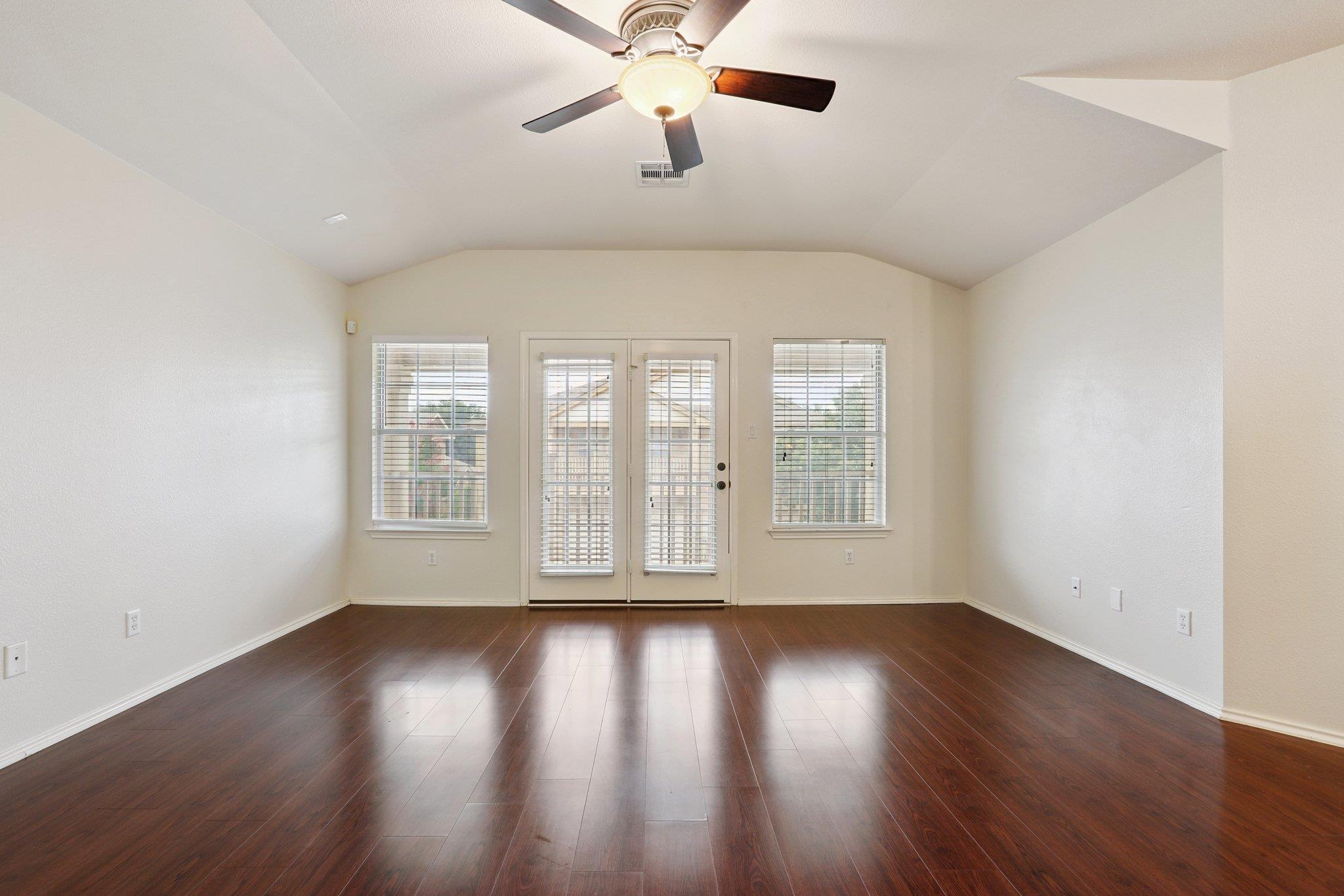 16100 S Great Oaks Dr # 1501, Round Rock, TX 78681