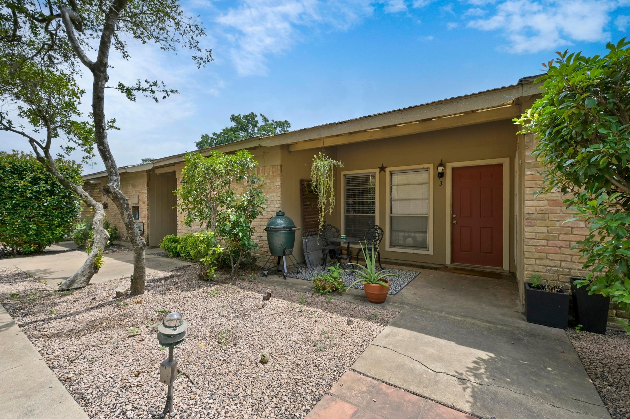 3430 Willowrun Dr, Austin, TX 78704