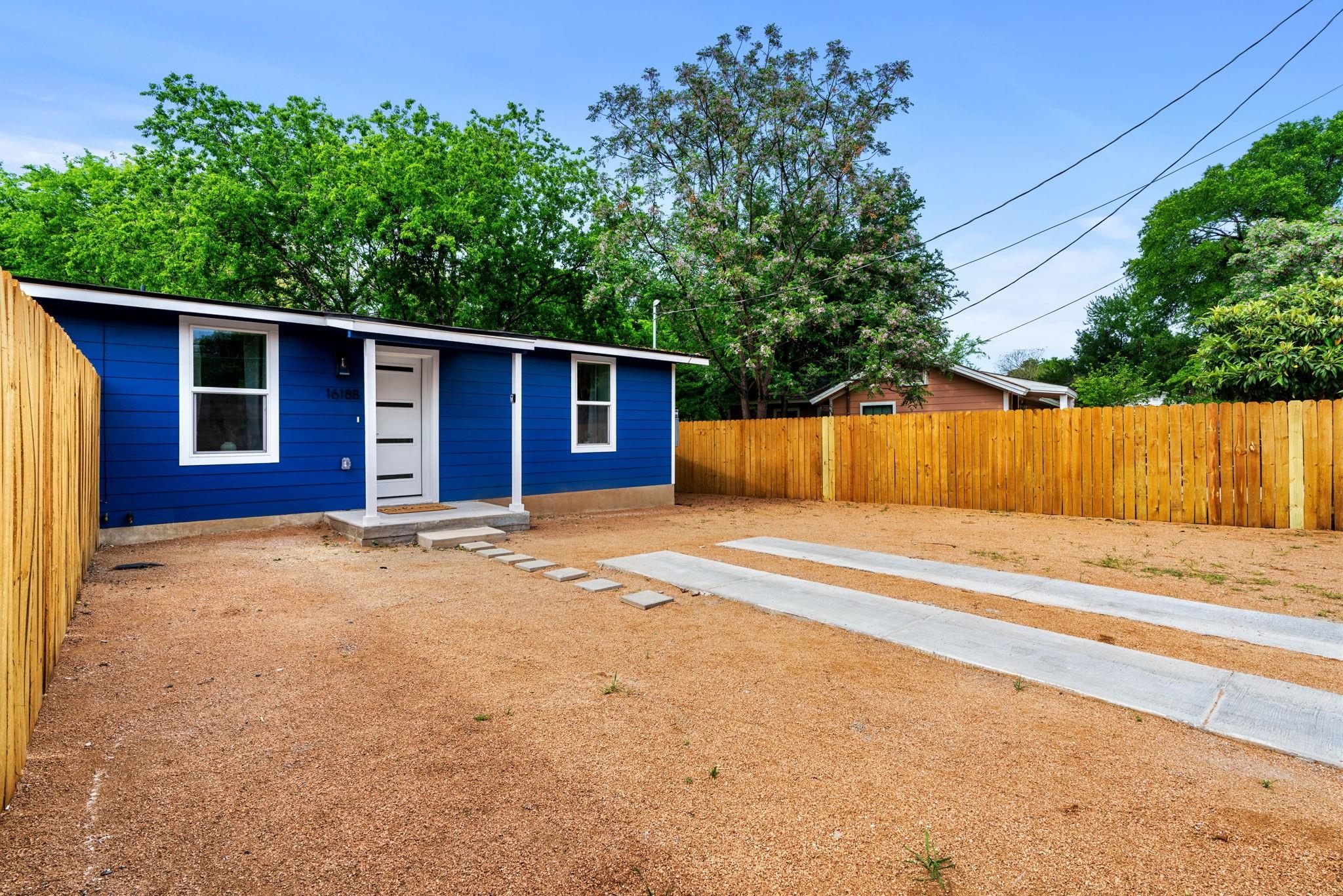 1618 Webberville Rd # B, Austin, TX 78721