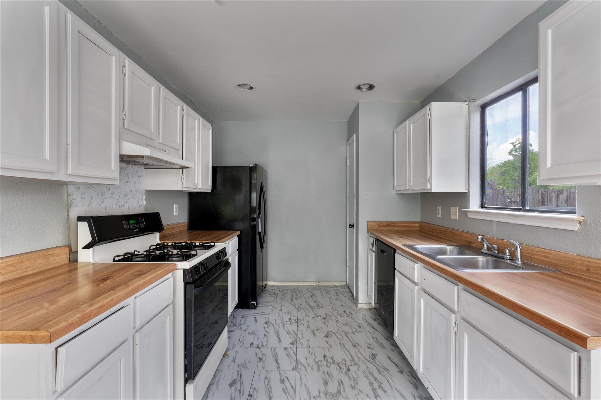 1806 Krizan Ave, Austin, TX 78727
