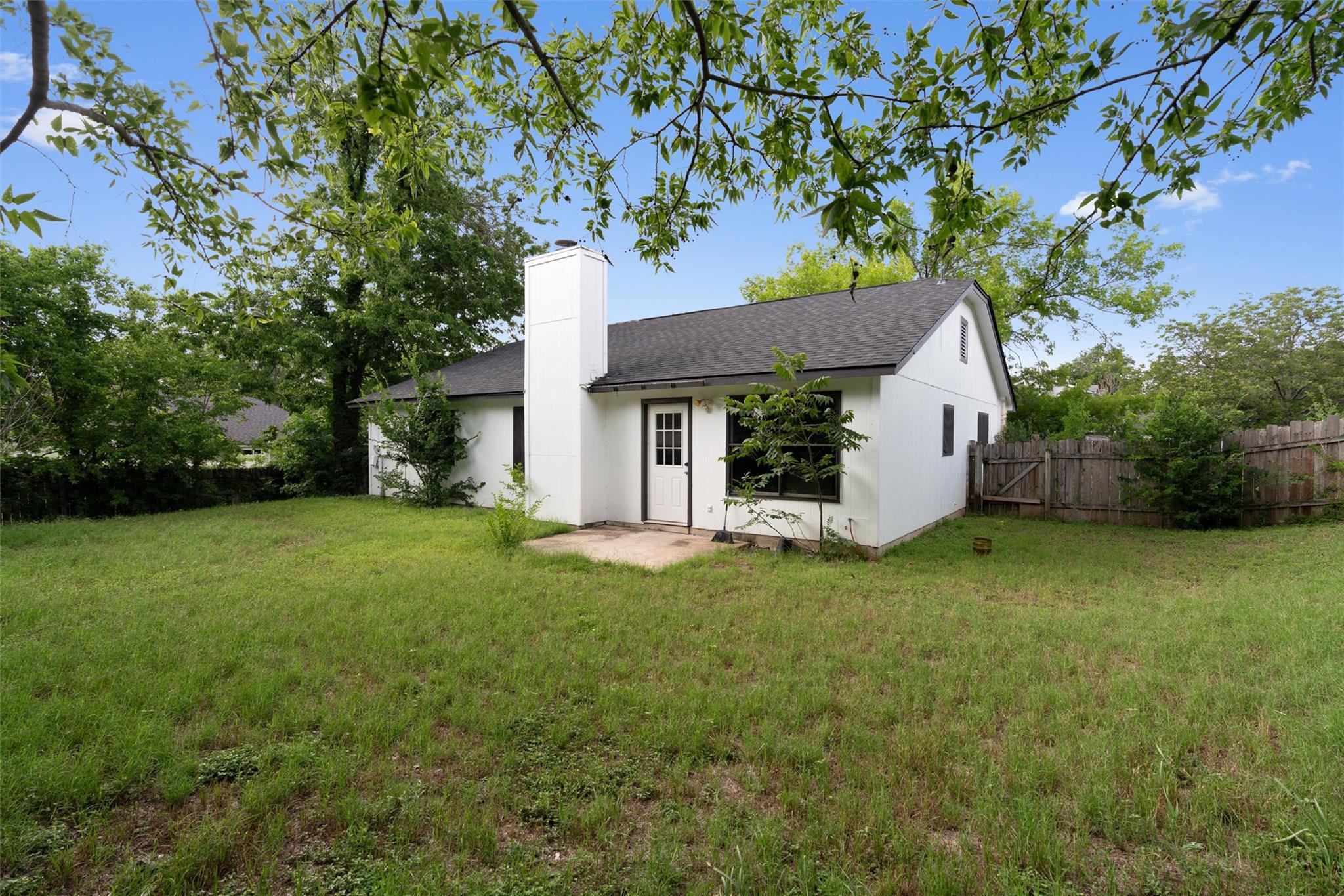 1806 Krizan Ave, Austin, TX 78727