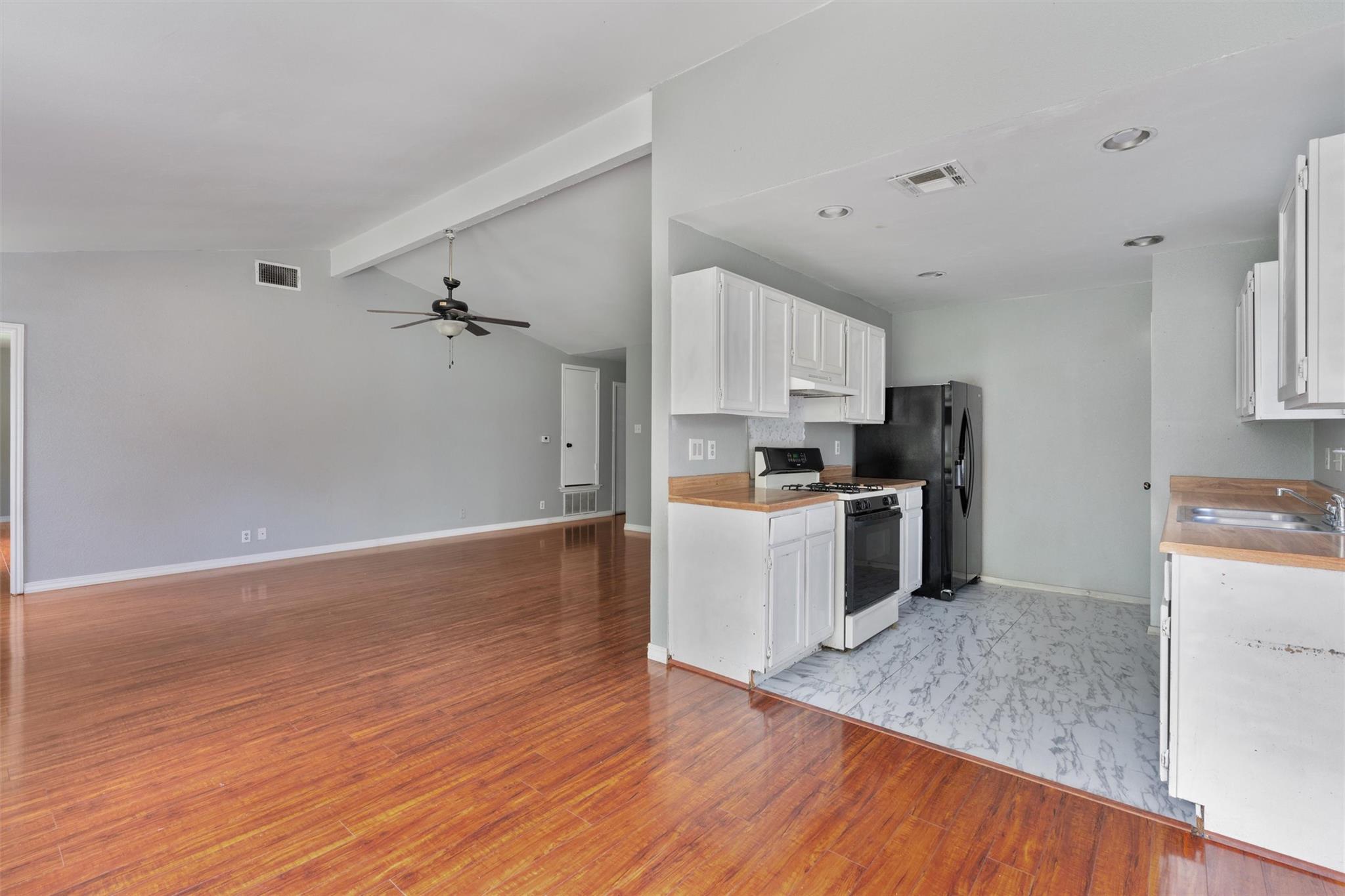 1806 Krizan Ave, Austin, TX 78727
