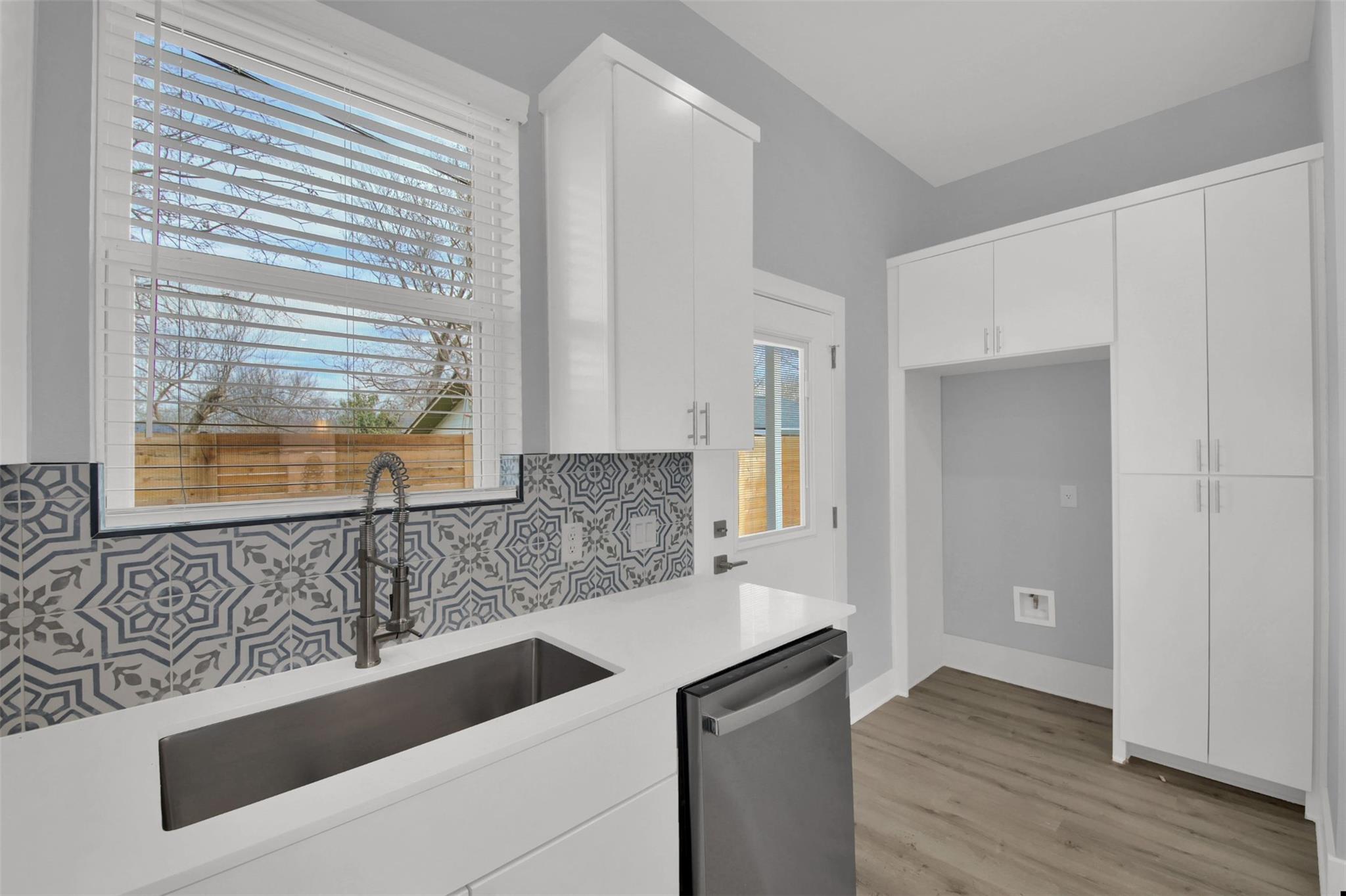 1104 Begonia Ter # 2, Austin, TX 78741