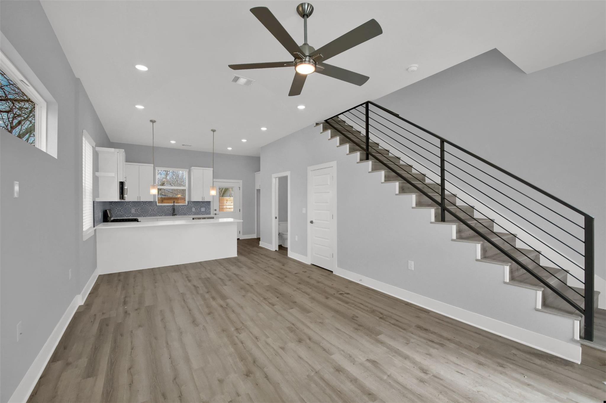 1104 Begonia Ter # 2, Austin, TX 78741