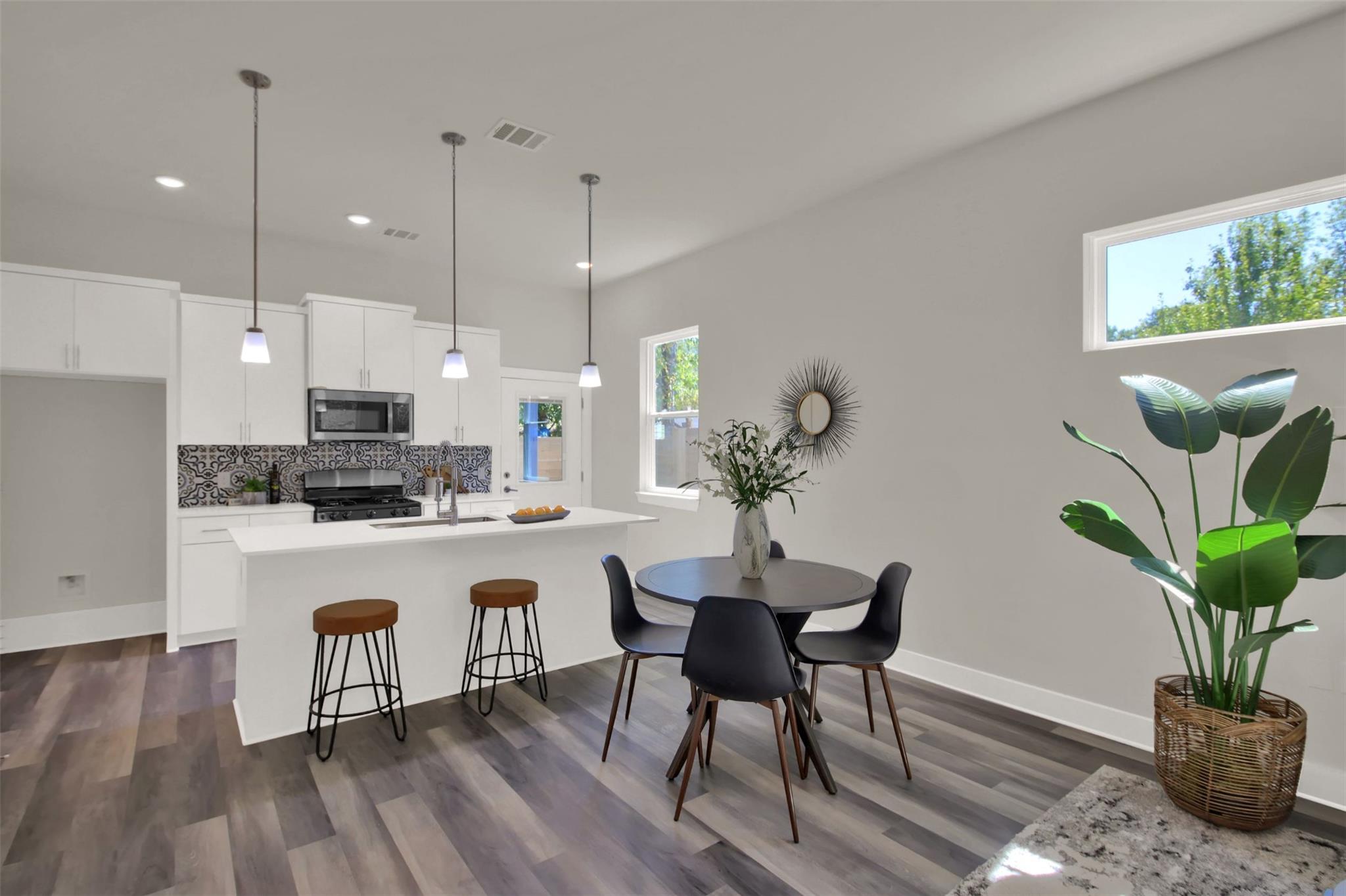 6813 Suena Dr # 2, Austin, TX 78741