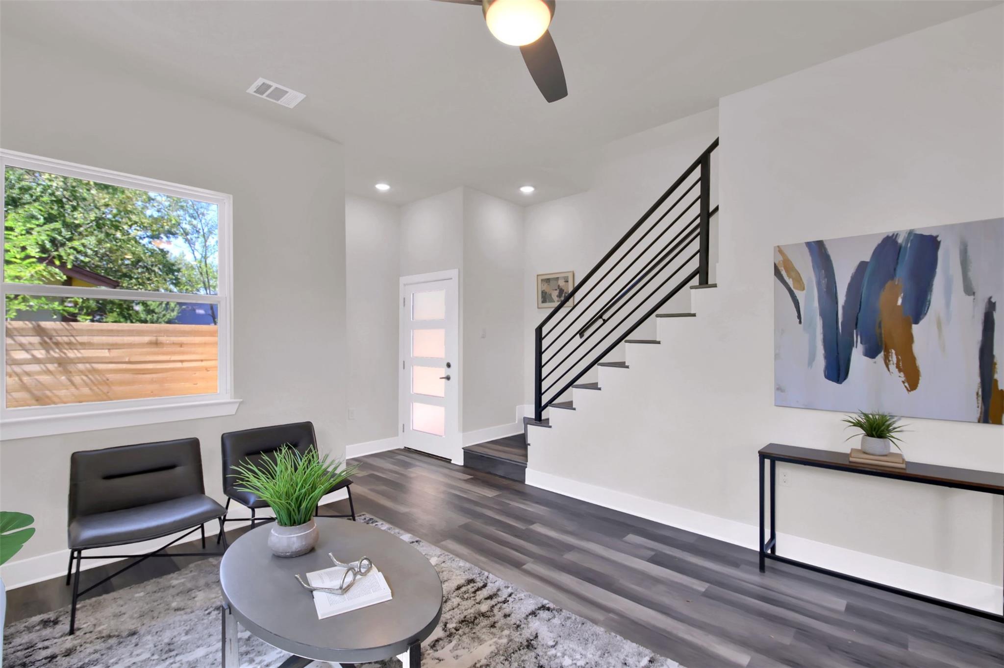 6813 Suena Dr # 2, Austin, TX 78741