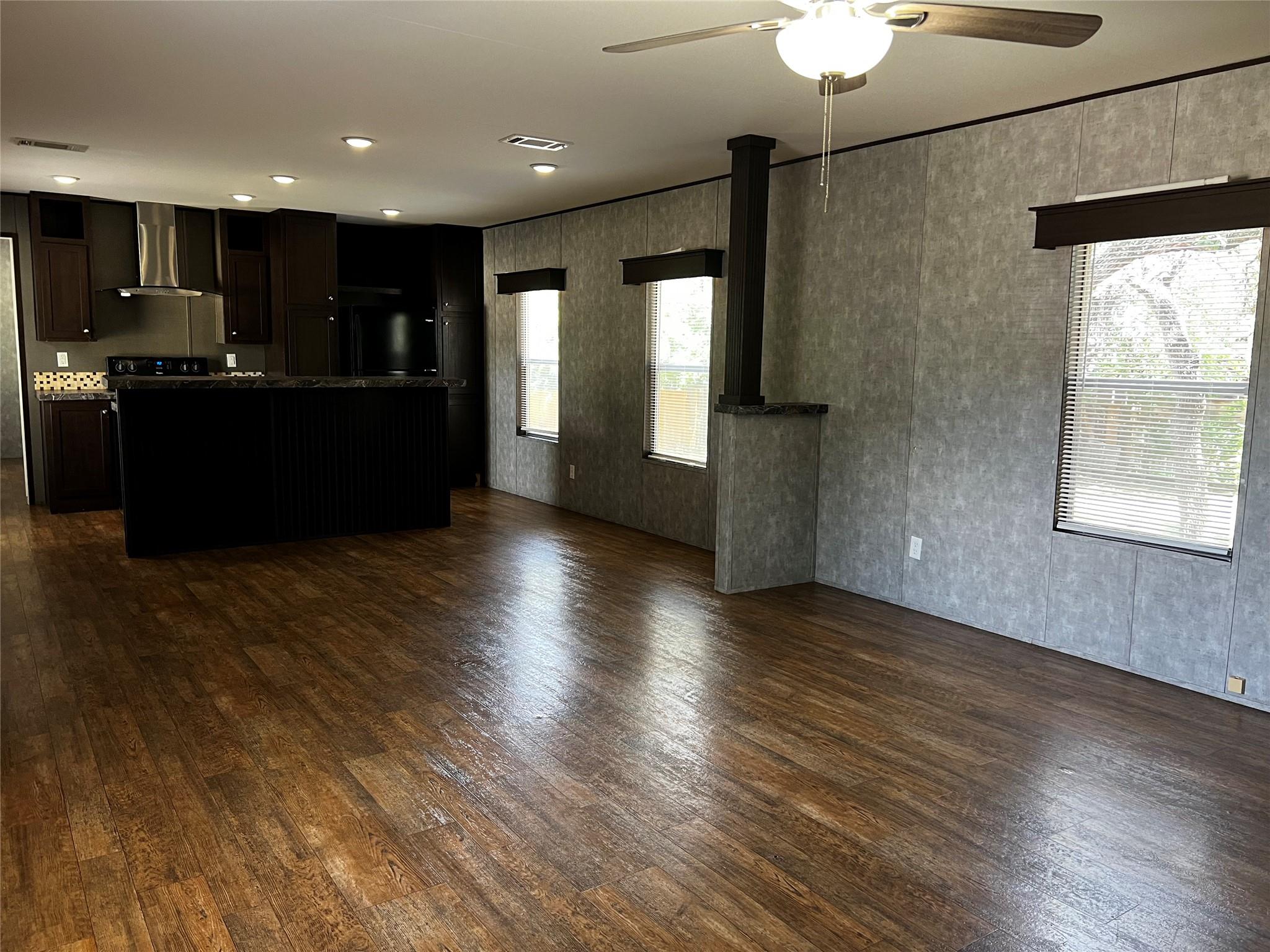 1007 Scott St # B, Kyle, TX 78640