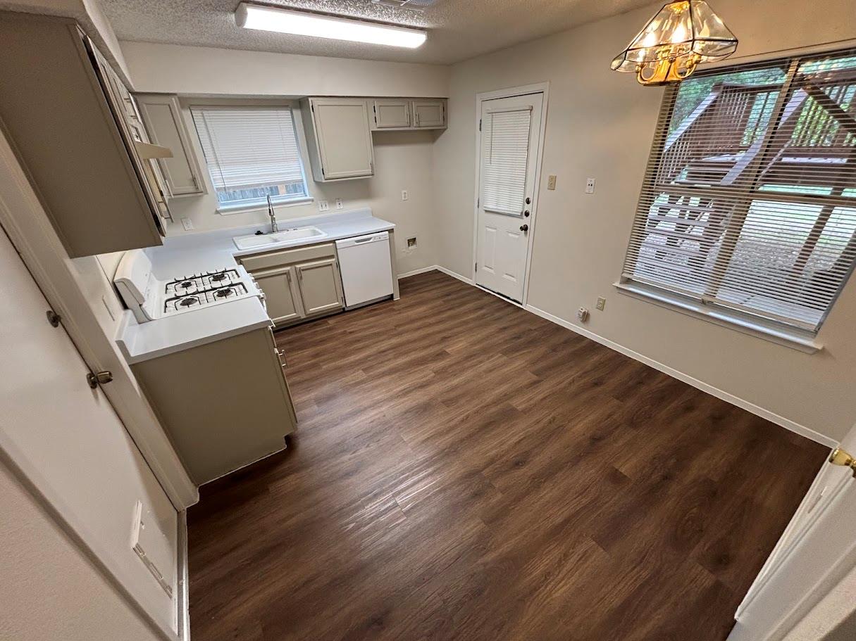 701 Fairchild Dr, Austin, TX 78748