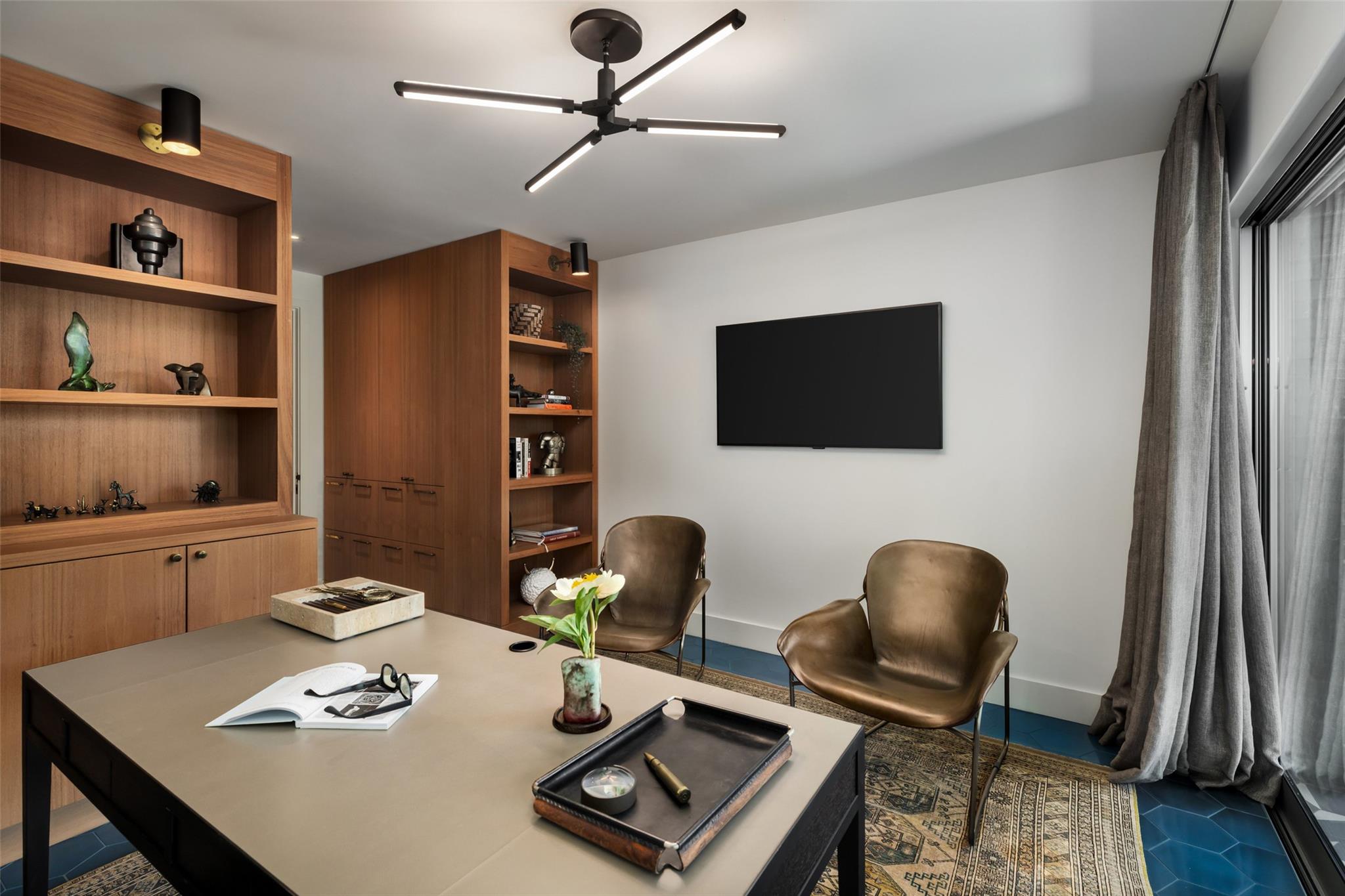 2908 Scenic Dr, Austin, TX 78703