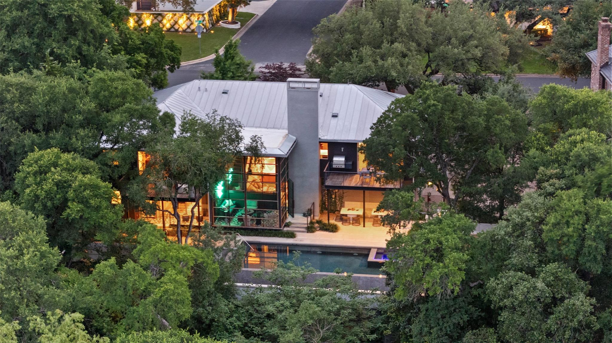 2908 Scenic Dr, Austin, TX 78703