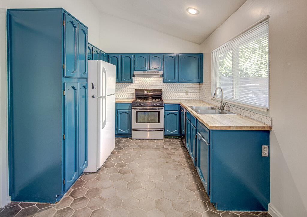 5508 Pine Pl, Austin, TX 78744