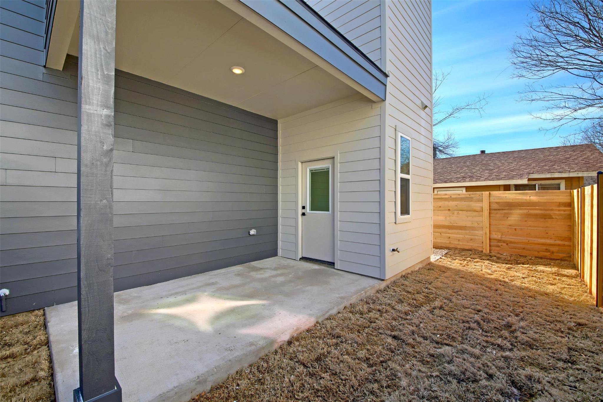 1106 Begonia Ter # 1, Austin, TX 78741
