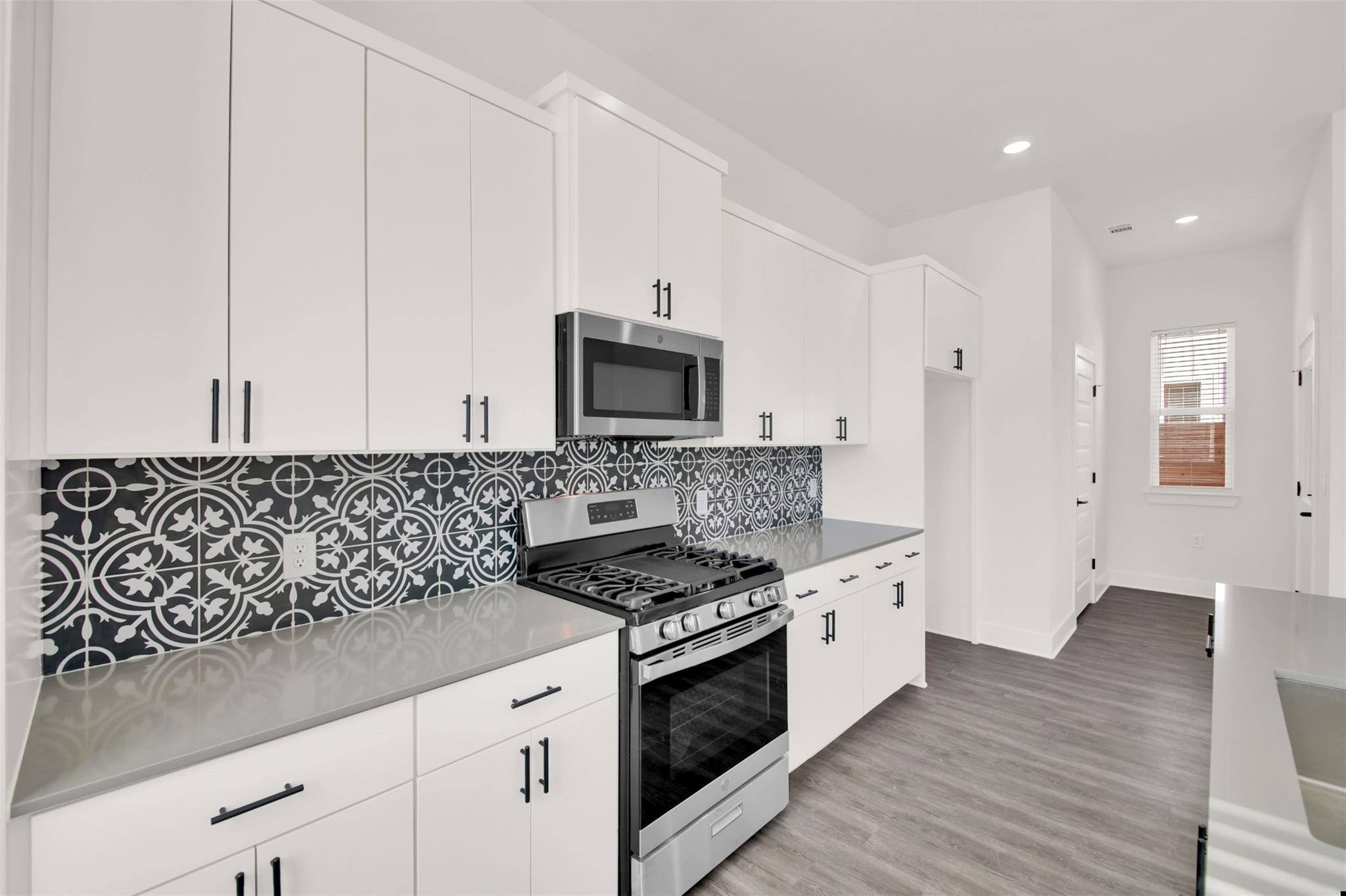 1106 Begonia Ter # 1, Austin, TX 78741