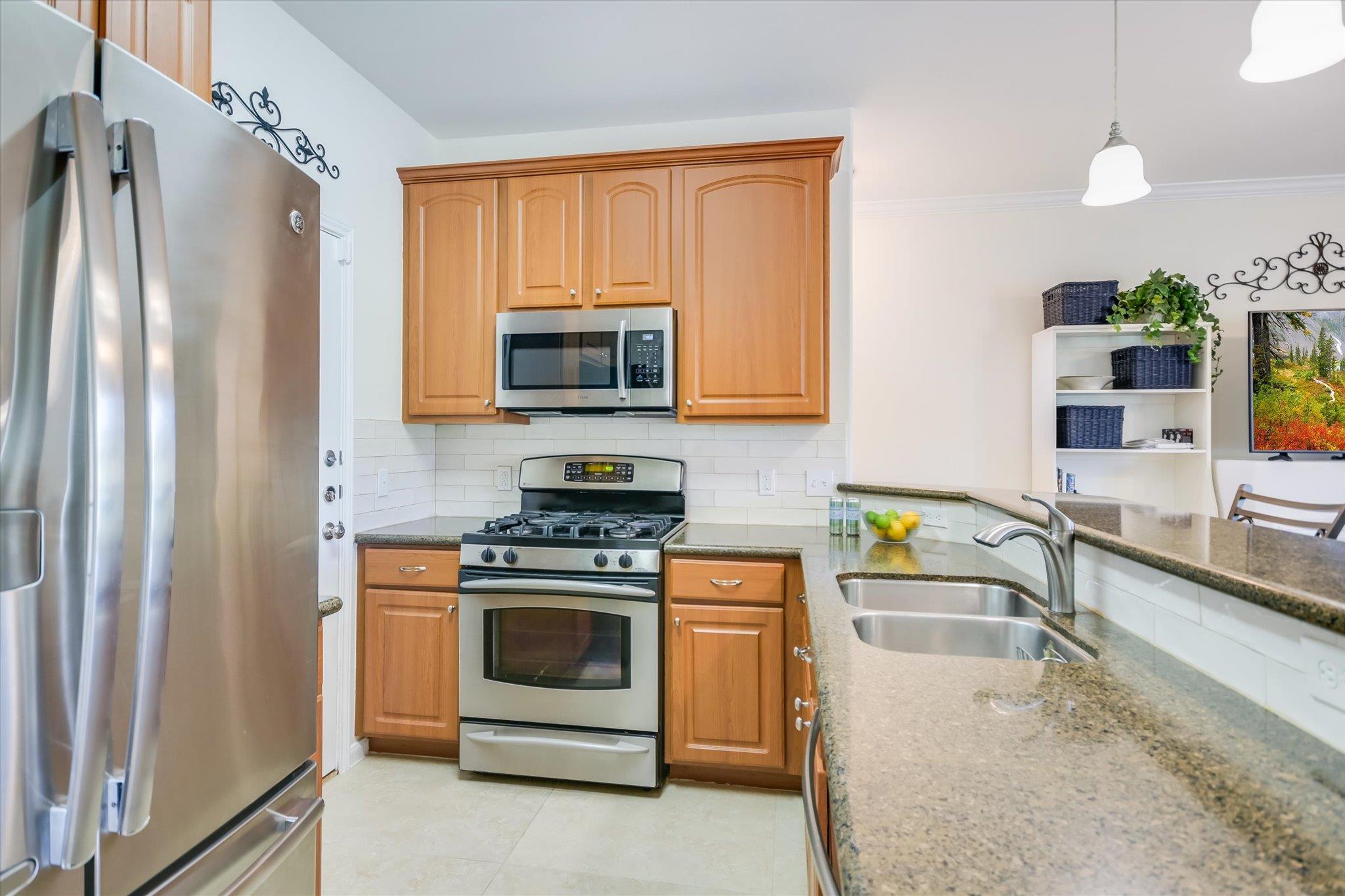 3300 Forest Creek Dr # 6, Round Rock, TX 78664