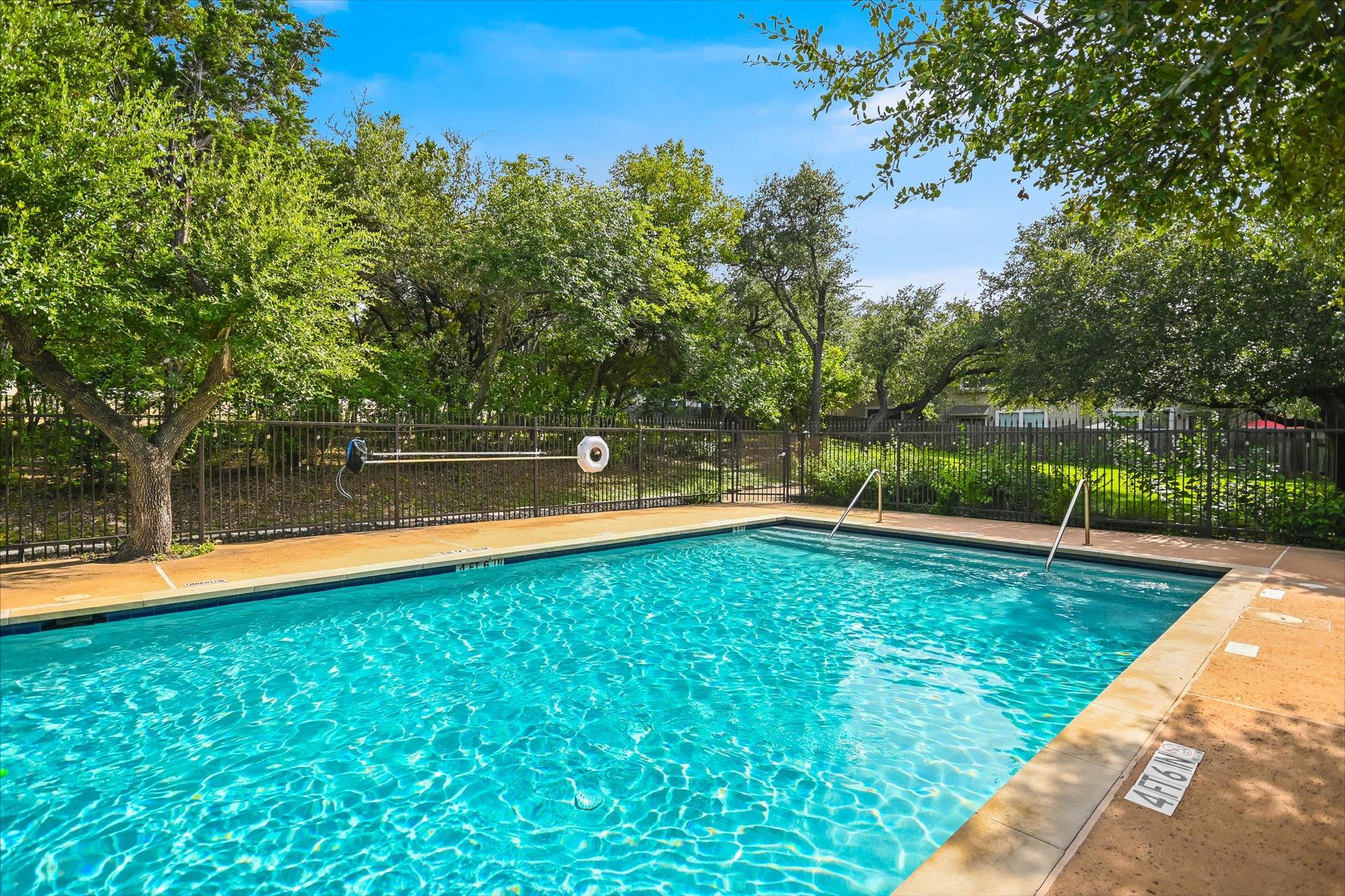 3300 Forest Creek Dr # 6, Round Rock, TX 78664