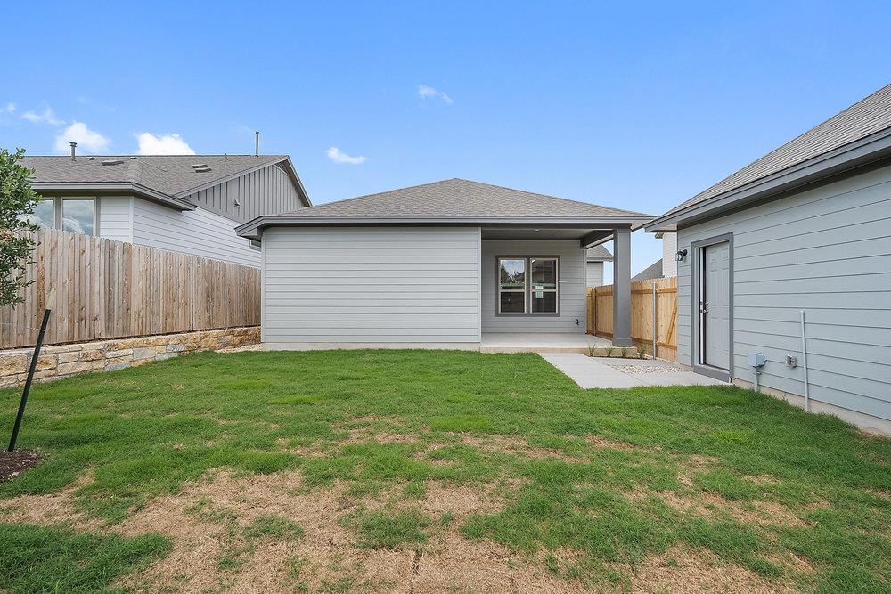 137 Tenny Ln, Kyle, TX 78640