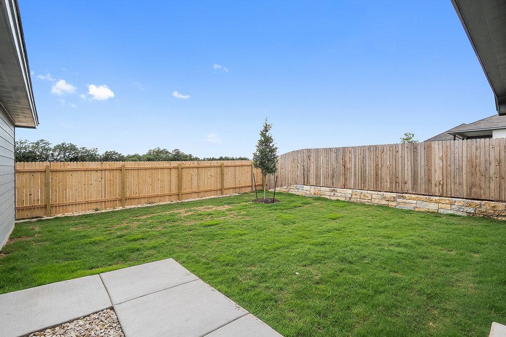 137 Tenny Ln, Kyle, TX 78640